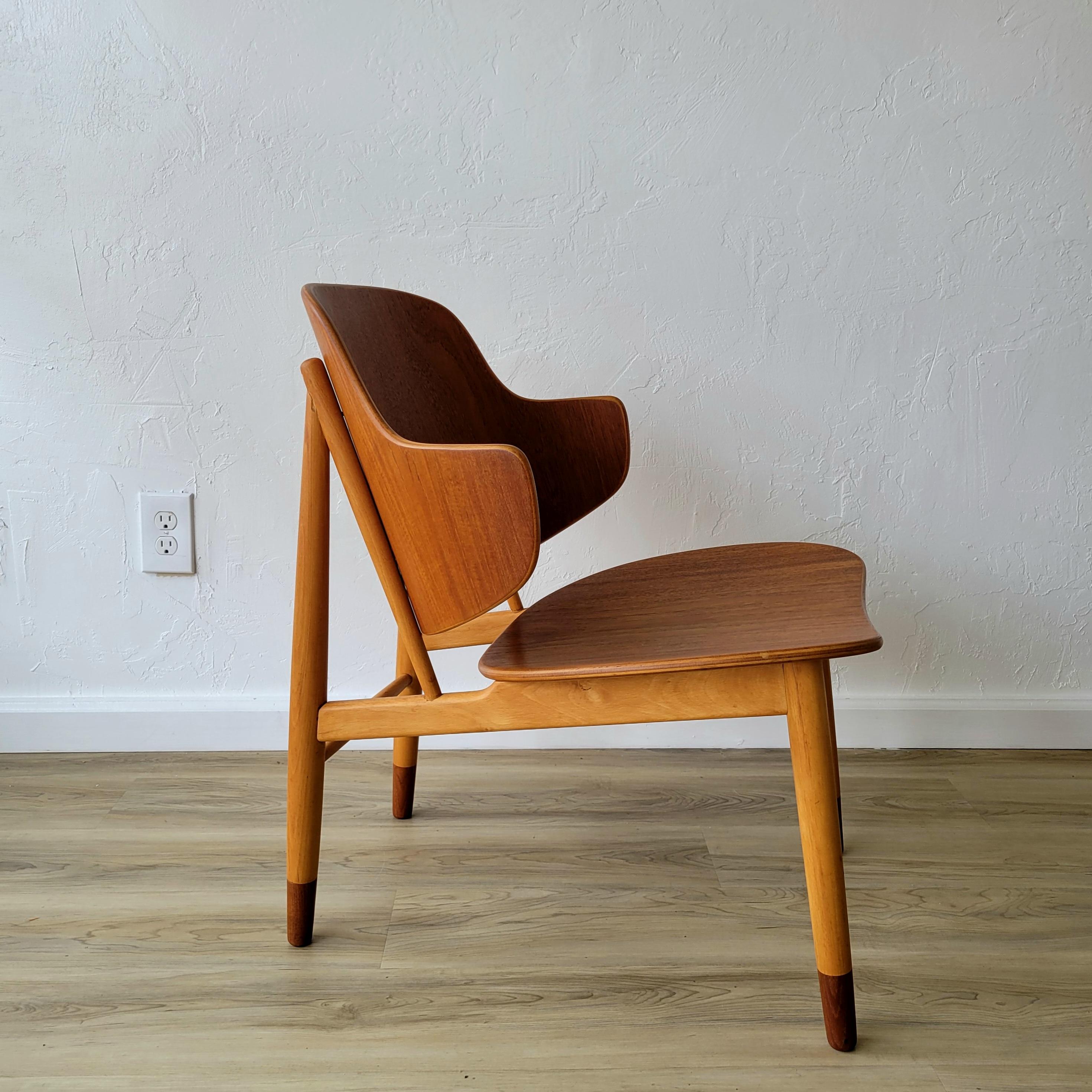 Mid-20th Century Ib Kofod Larsen Teak/Beech Penguin Lounge Chair