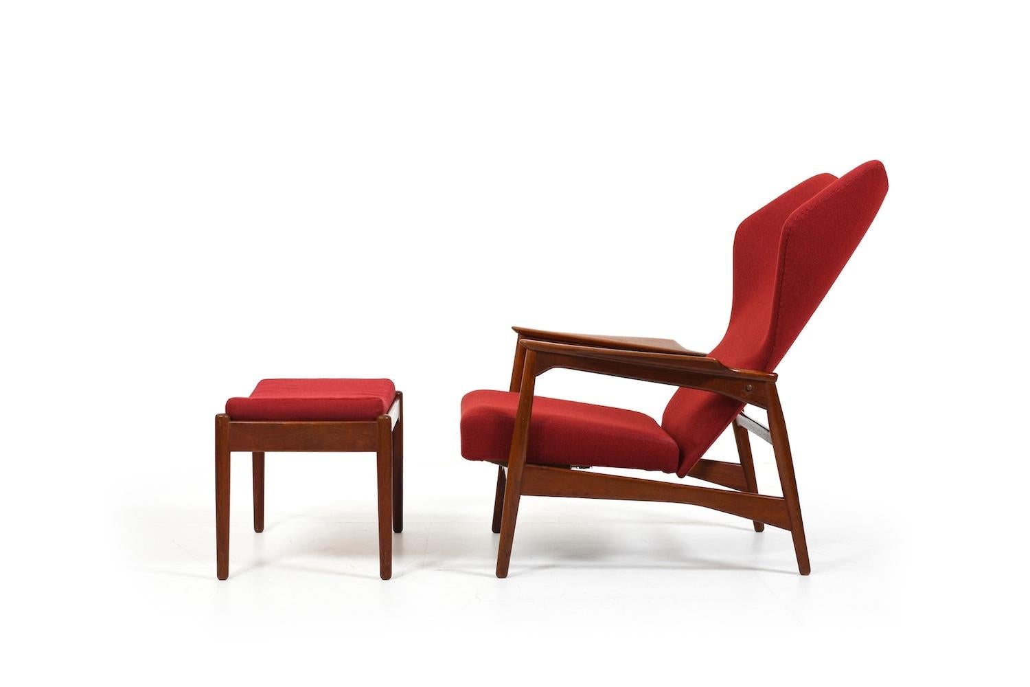 Scandinavian Modern Ib Kofod-Larsen Teak Cloud Master Reclinner Chair 1950s For Sale