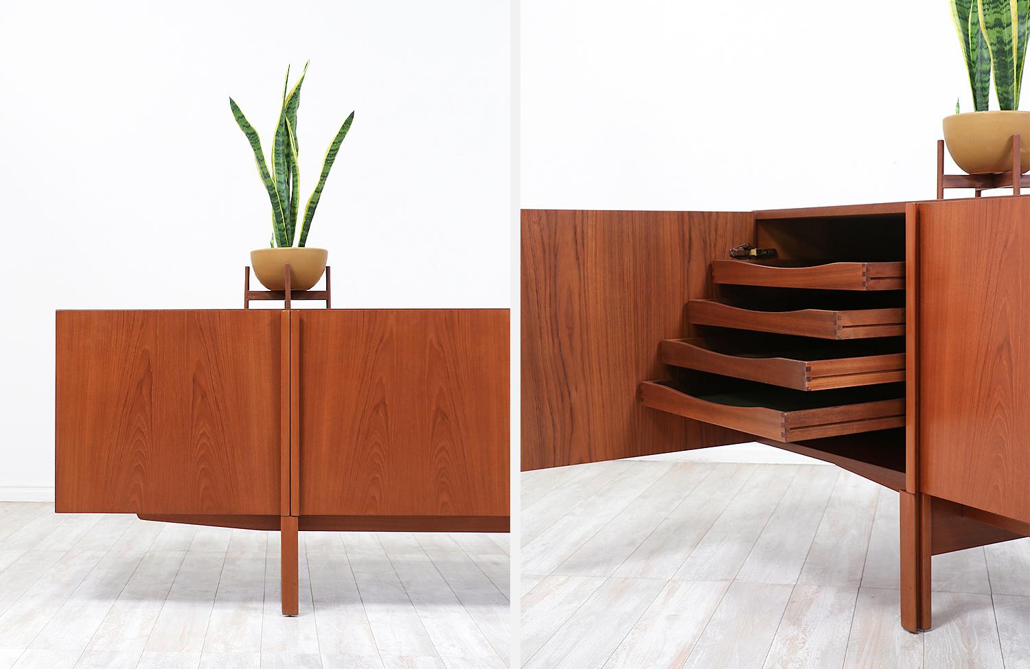 Ib Kofod-Larsen Teak Credenza for Faarup Møbelfabrik 3