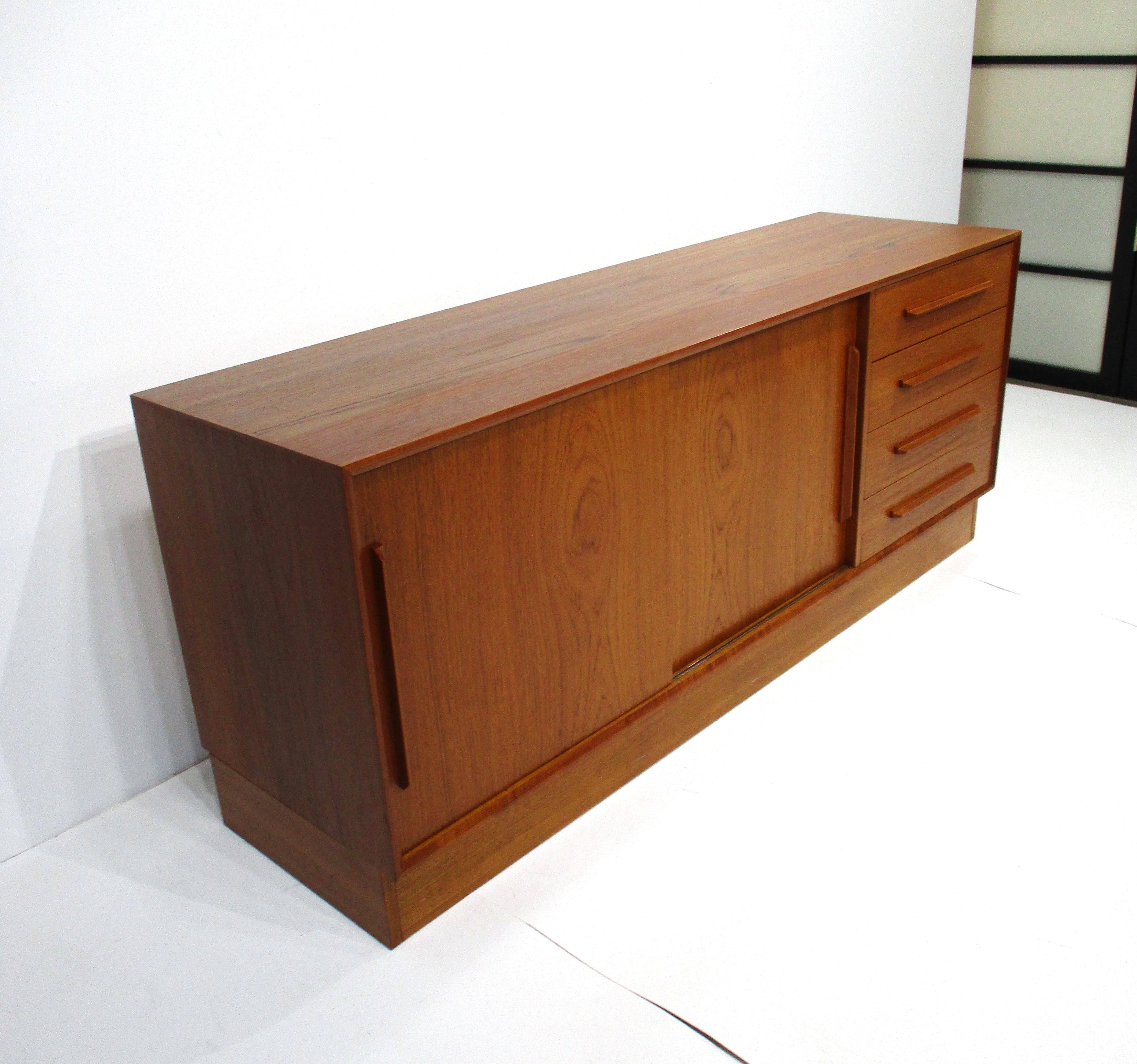 Ib Kofod Larsen Teak Credenza Sideboard for Faarup Denmark (B) For Sale 5