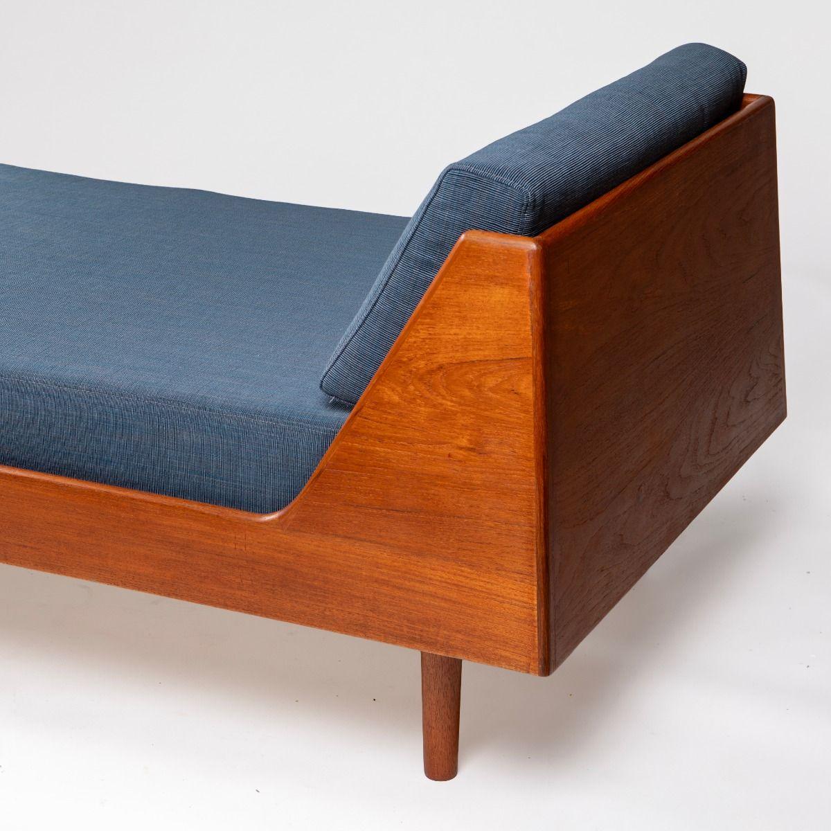 Lit de jour en teck Ib Kofod-Larsen, Christensen & Larsen en vente 1