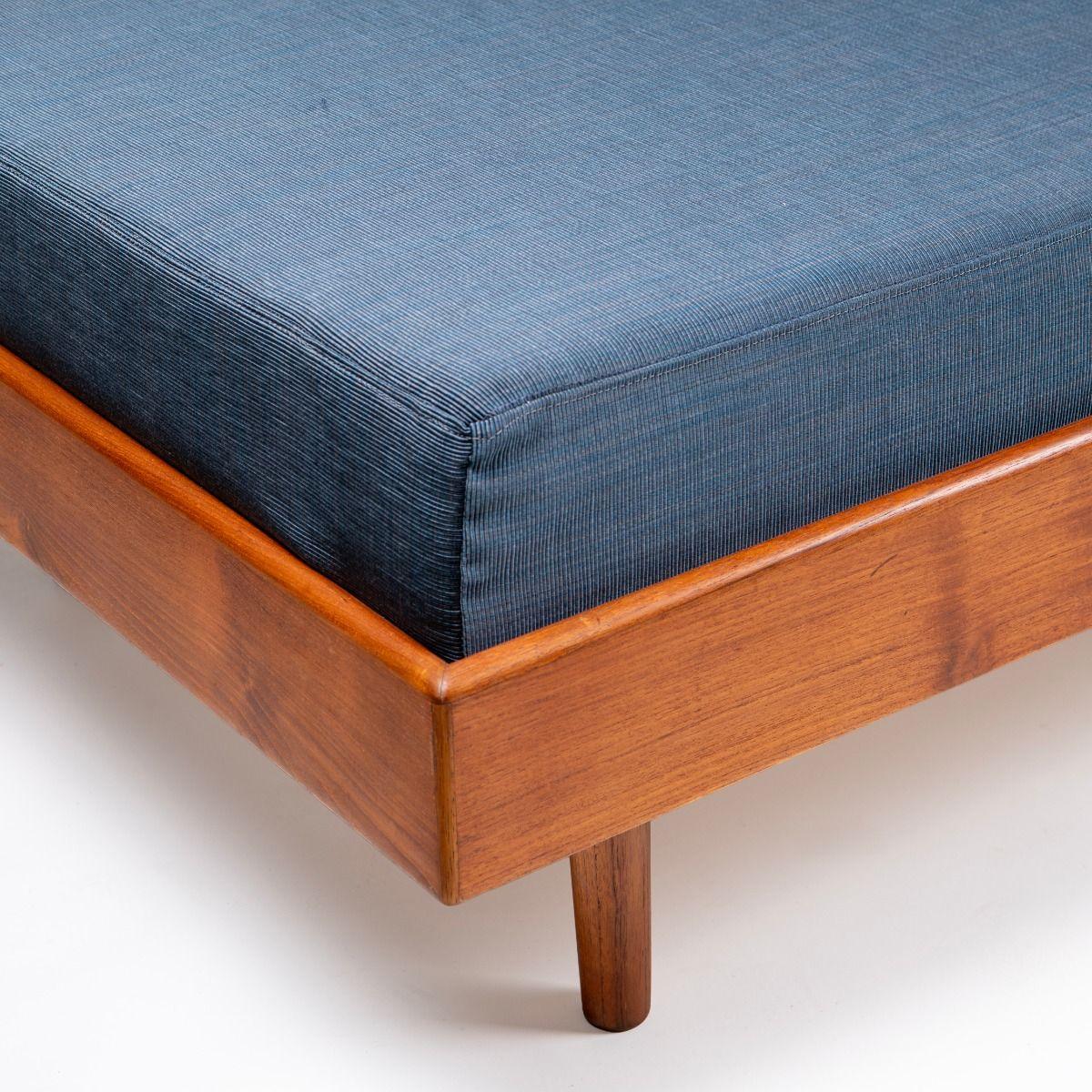 Lit de jour en teck Ib Kofod-Larsen, Christensen & Larsen en vente 2