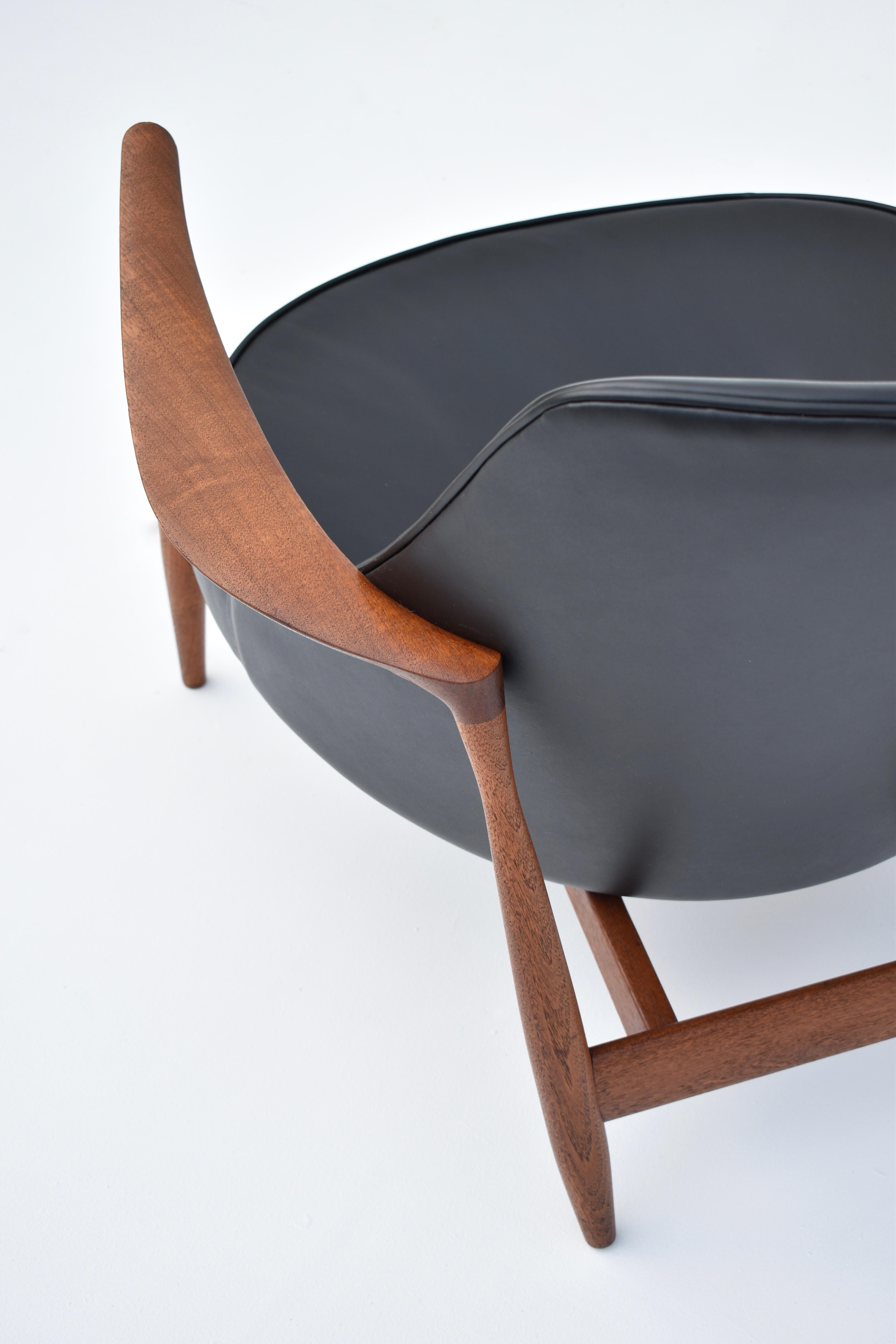 Mid-20th Century Ib Kofod-Larsen U-56 Elizabeth Chair for Christensen & Larsen For Sale