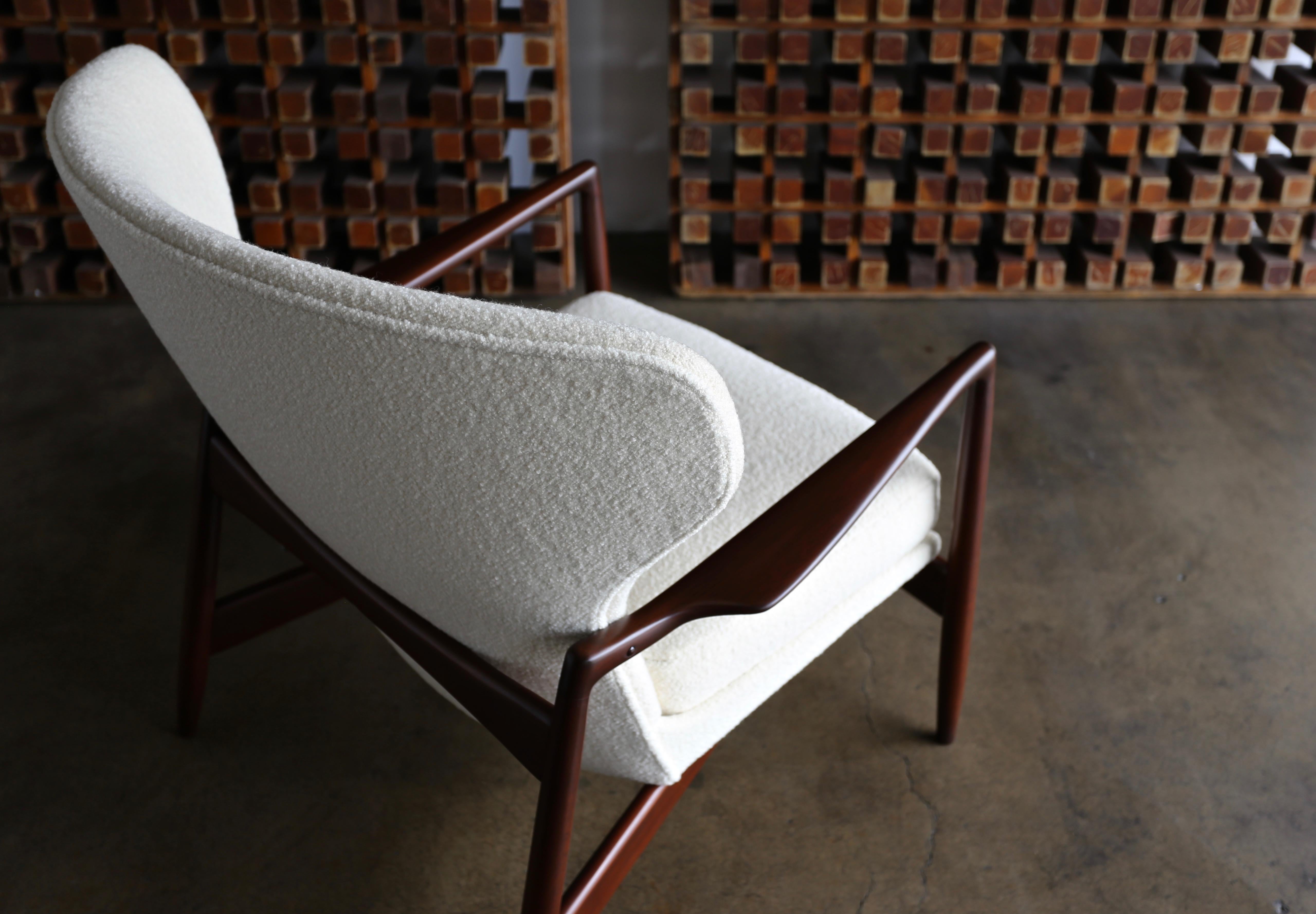 Danish Ib Kofod-Larsen Wingback Lounge for Selig, circa 1965