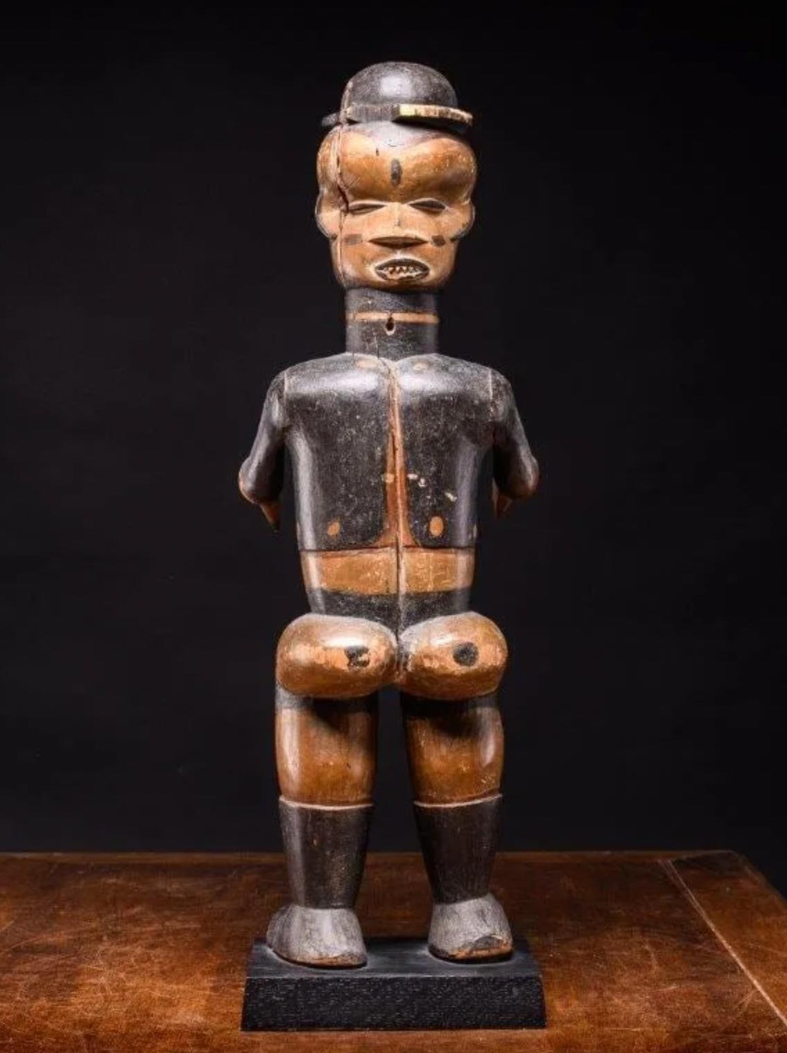 Congolese Ibibio Anthropomorphic Standing Male Janus Figure, Nigeria For Sale