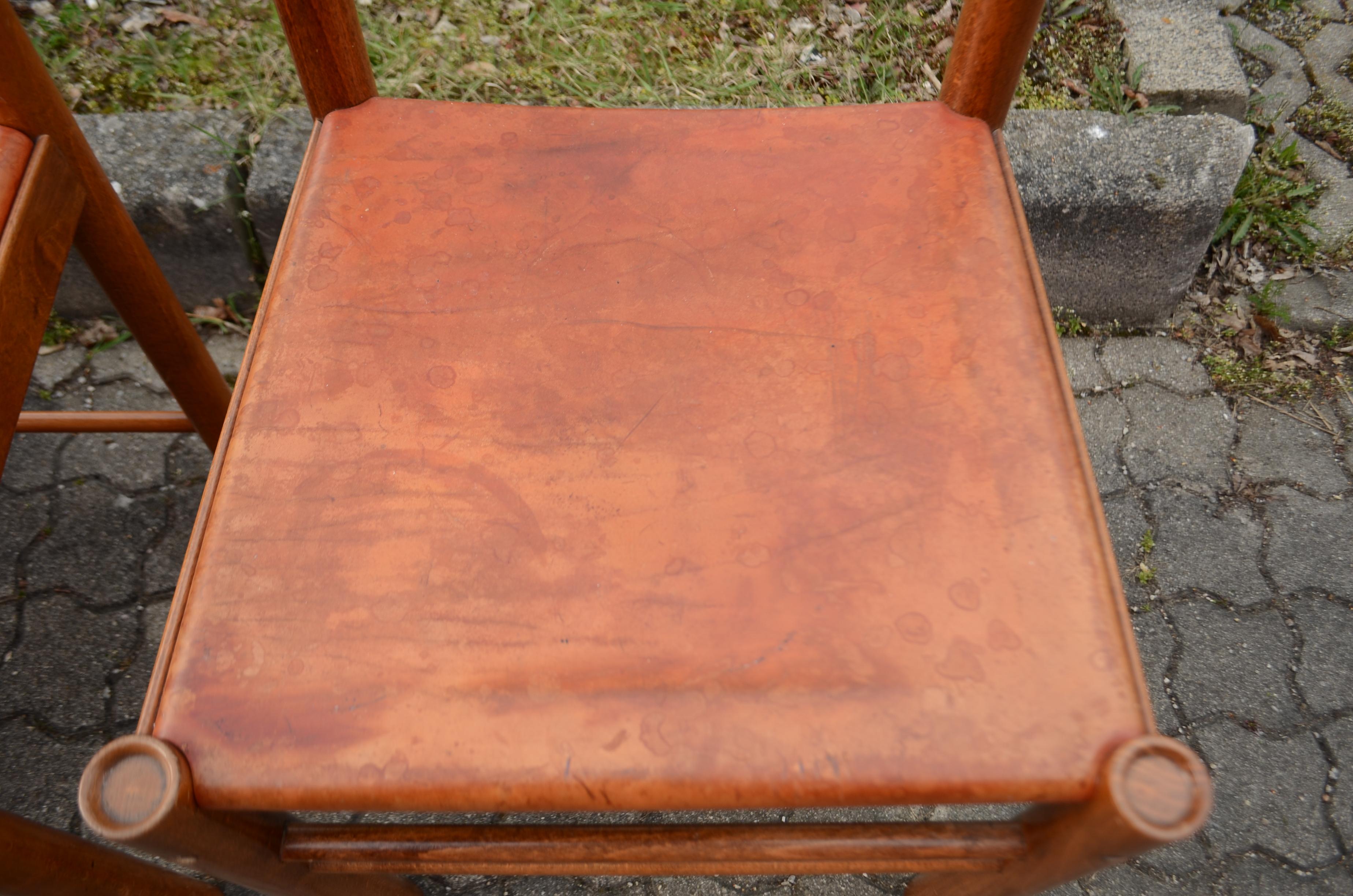 IBISCO Sedie Vintage Mid- Century Cognac Dining Leather Chair Set of 3 For Sale 7