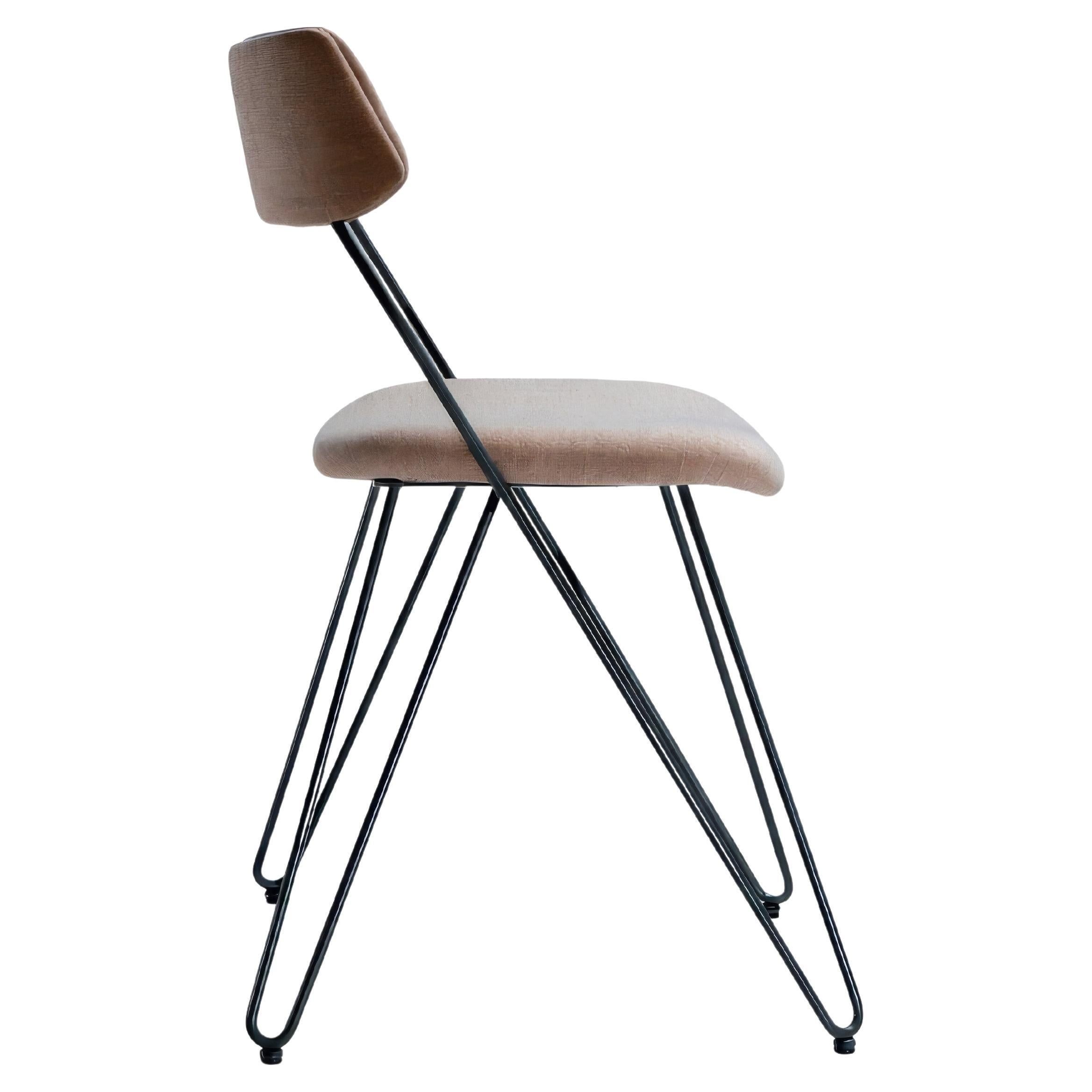 Ibsen Miss Grey, sedia moderna in tessuto con struttura elegante in acciaio in vendita