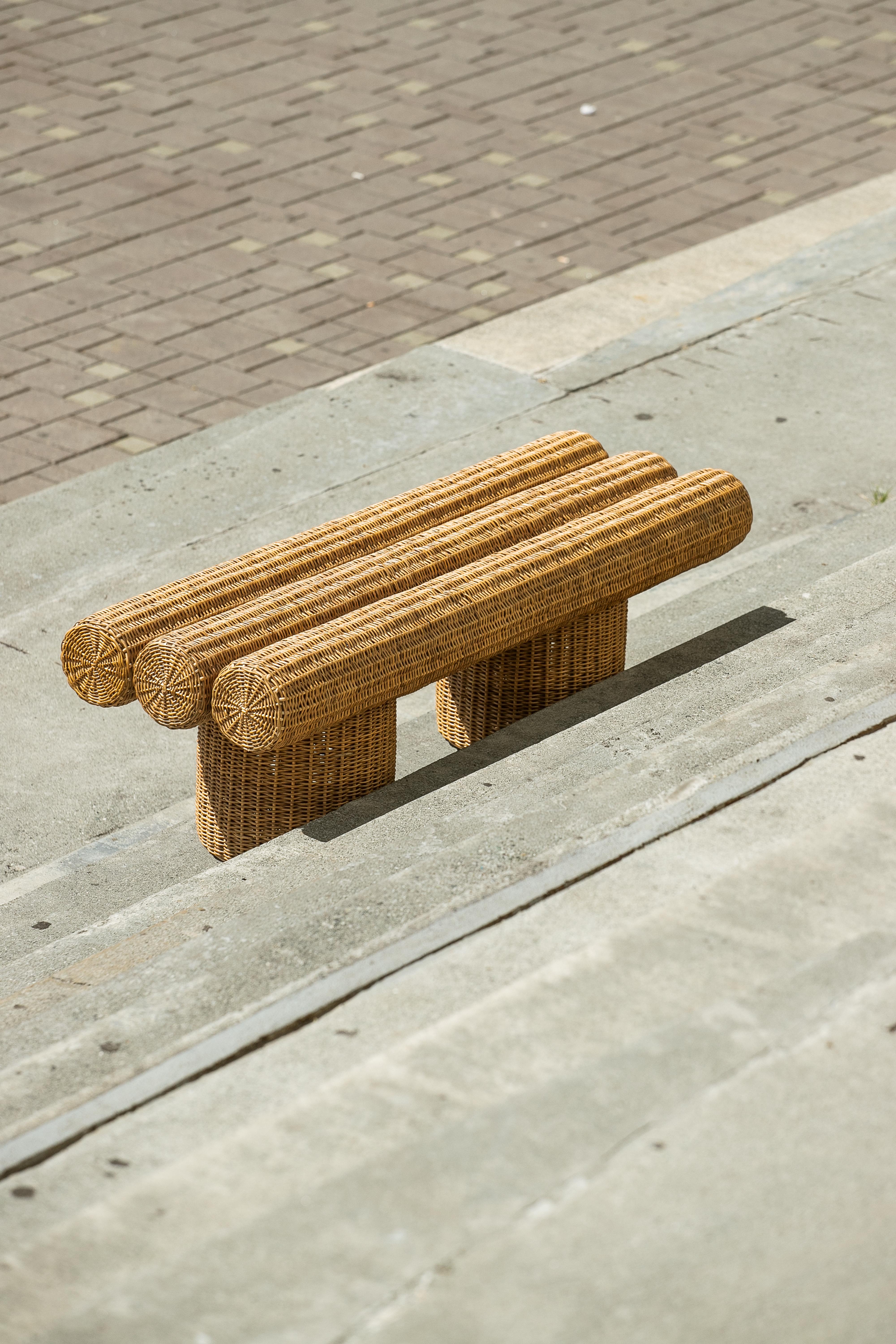 Ibuju 02 Medium Bench in Colombian Woven Yaré Natural Fiber by Fango Studio For Sale 6