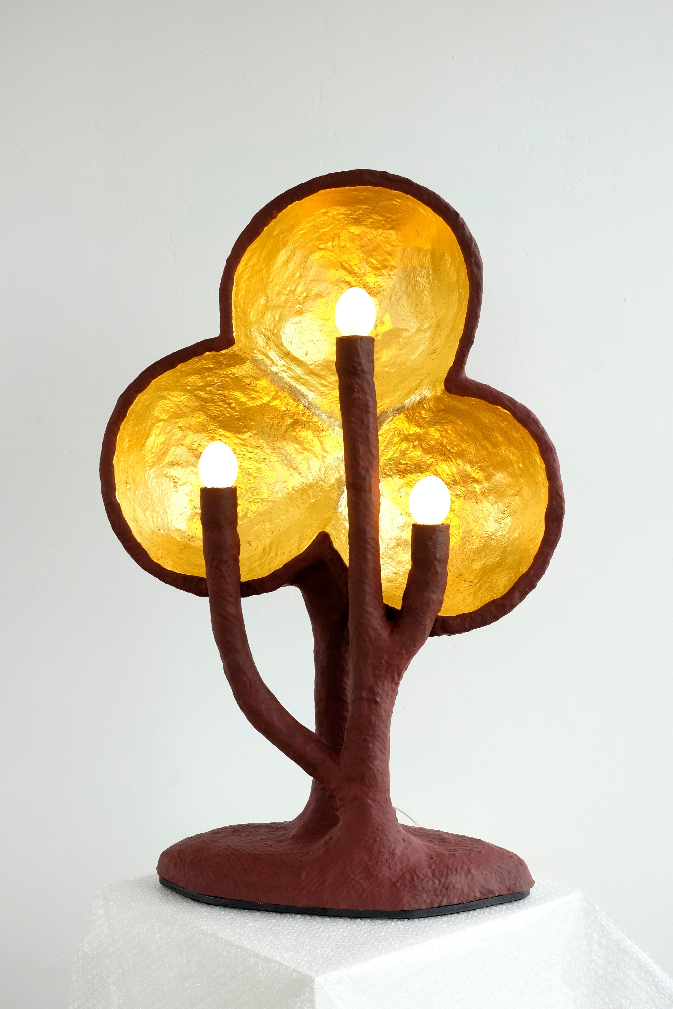 IC-16 Lampe de table, une pièce de design de collection fabriquée à la main avec des feuilles d'or 24k. Neuf - En vente à ZUTPHEN, NL