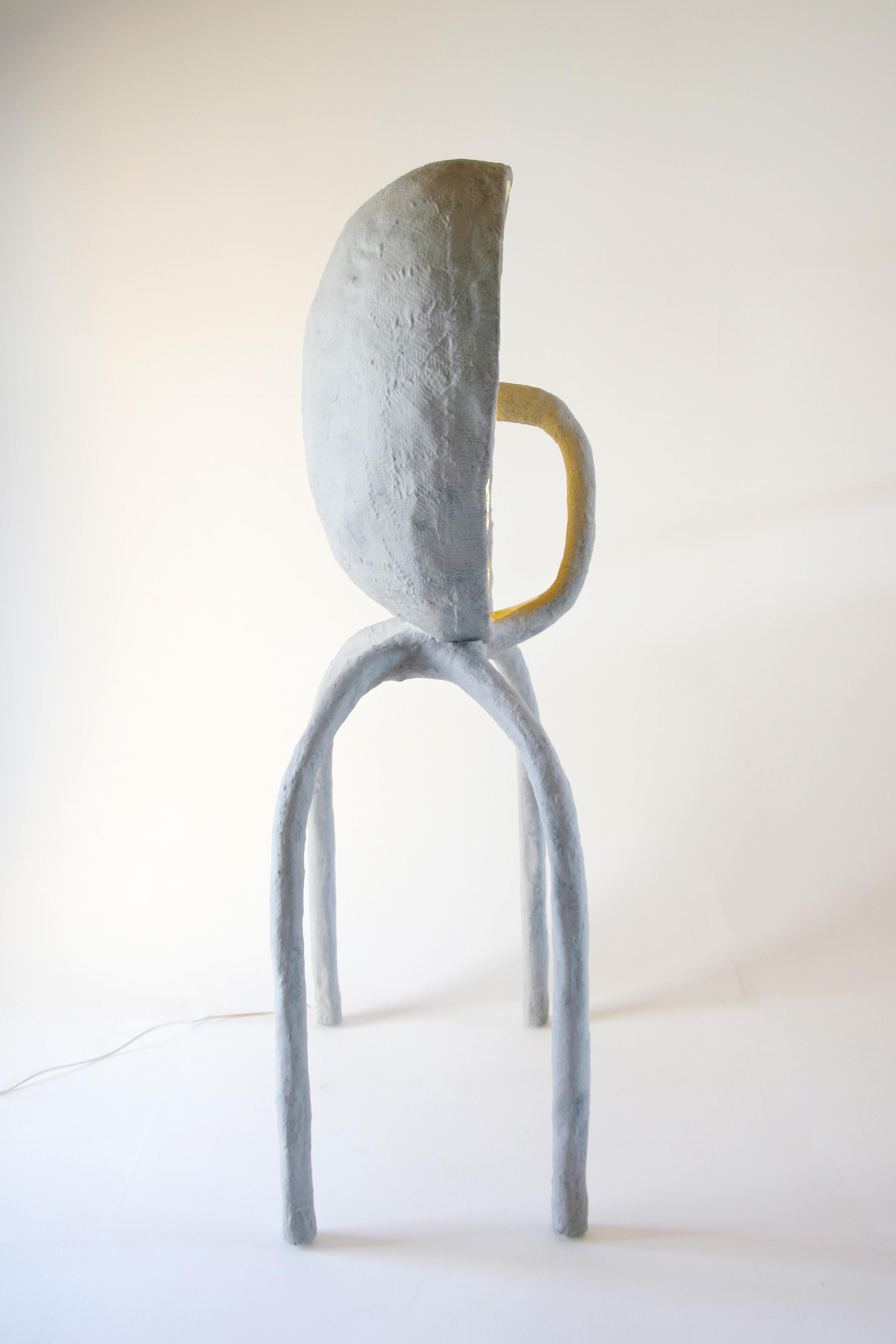Foglia d’oro ICS-17 Standing Lamp, una lampada a quattro gambe da collezione di Josha in vendita