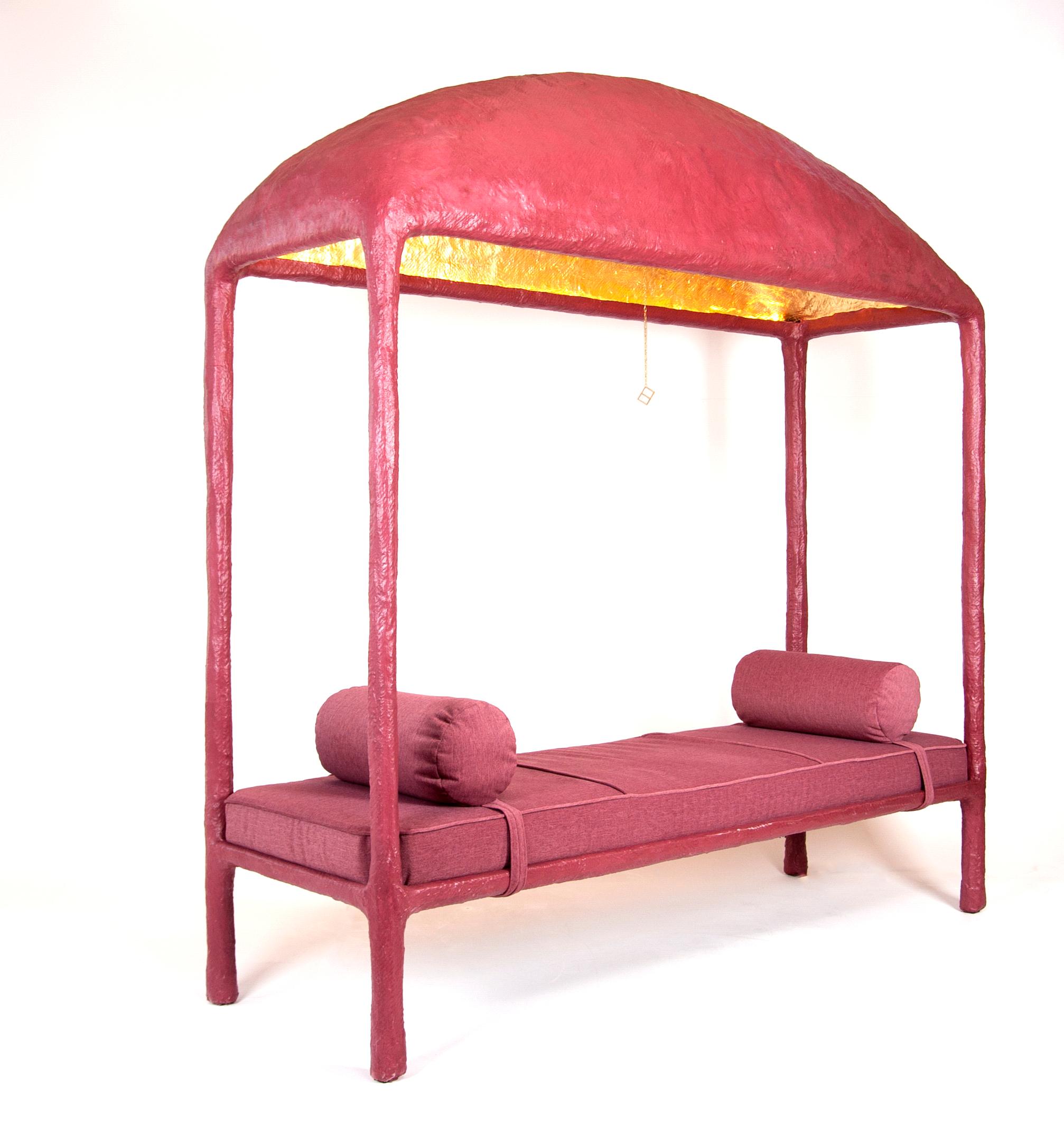 Bohème ICS Daybed, Lampe de chevet avec un ciel d'or en dôme par Studio Josha en vente