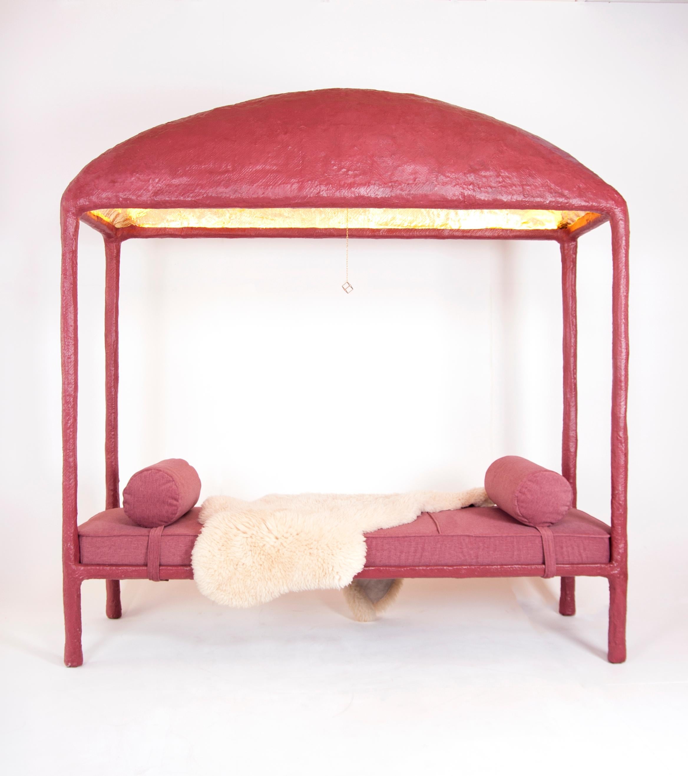 Néerlandais ICS Daybed, Lampe de chevet avec un ciel d'or en dôme par Studio Josha en vente