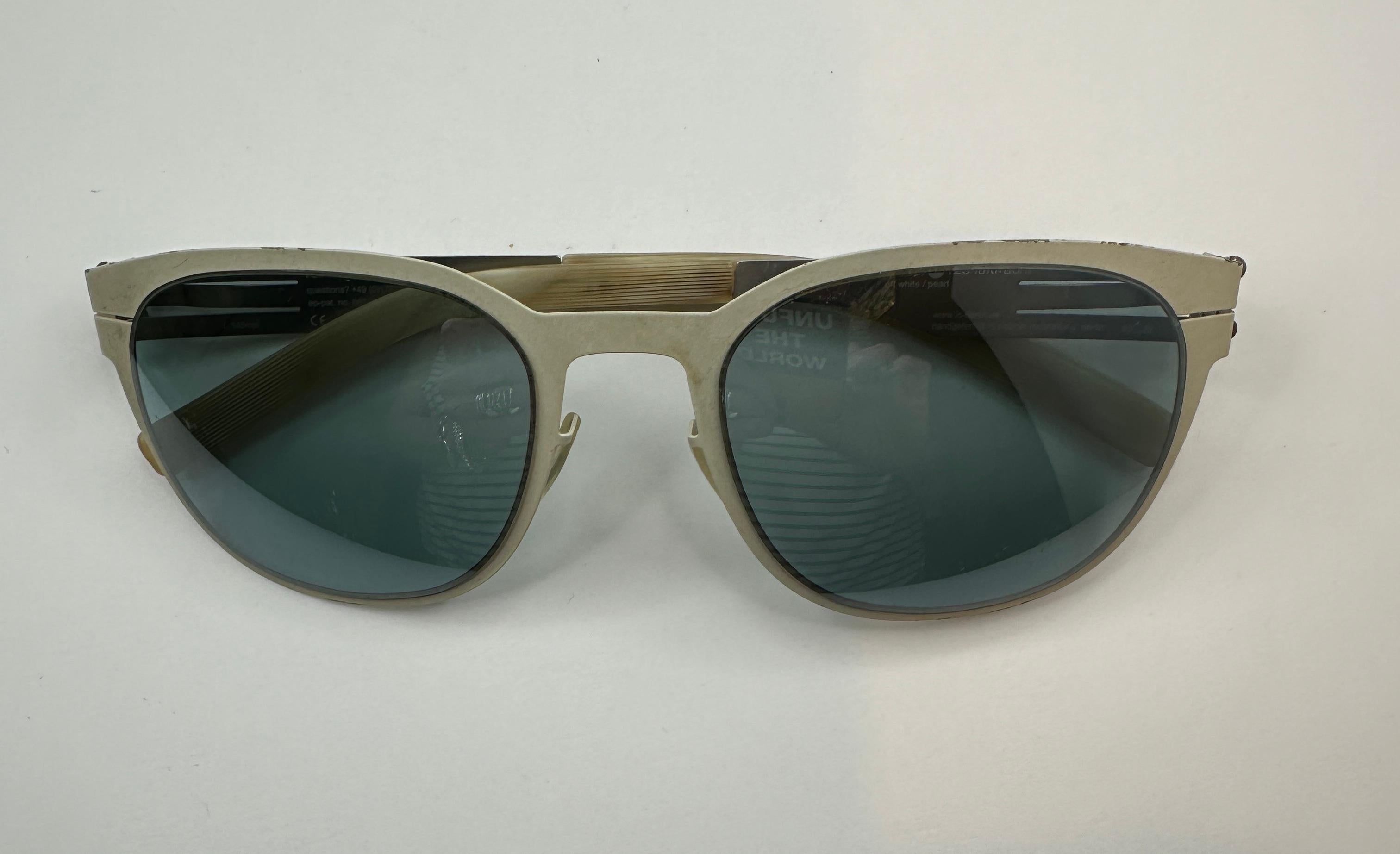 Ic! Berlin 'Limited Edition' Cream & Stainless Steel 'Spring Back' Arms Sunglass In Good Condition For Sale In New York, NY