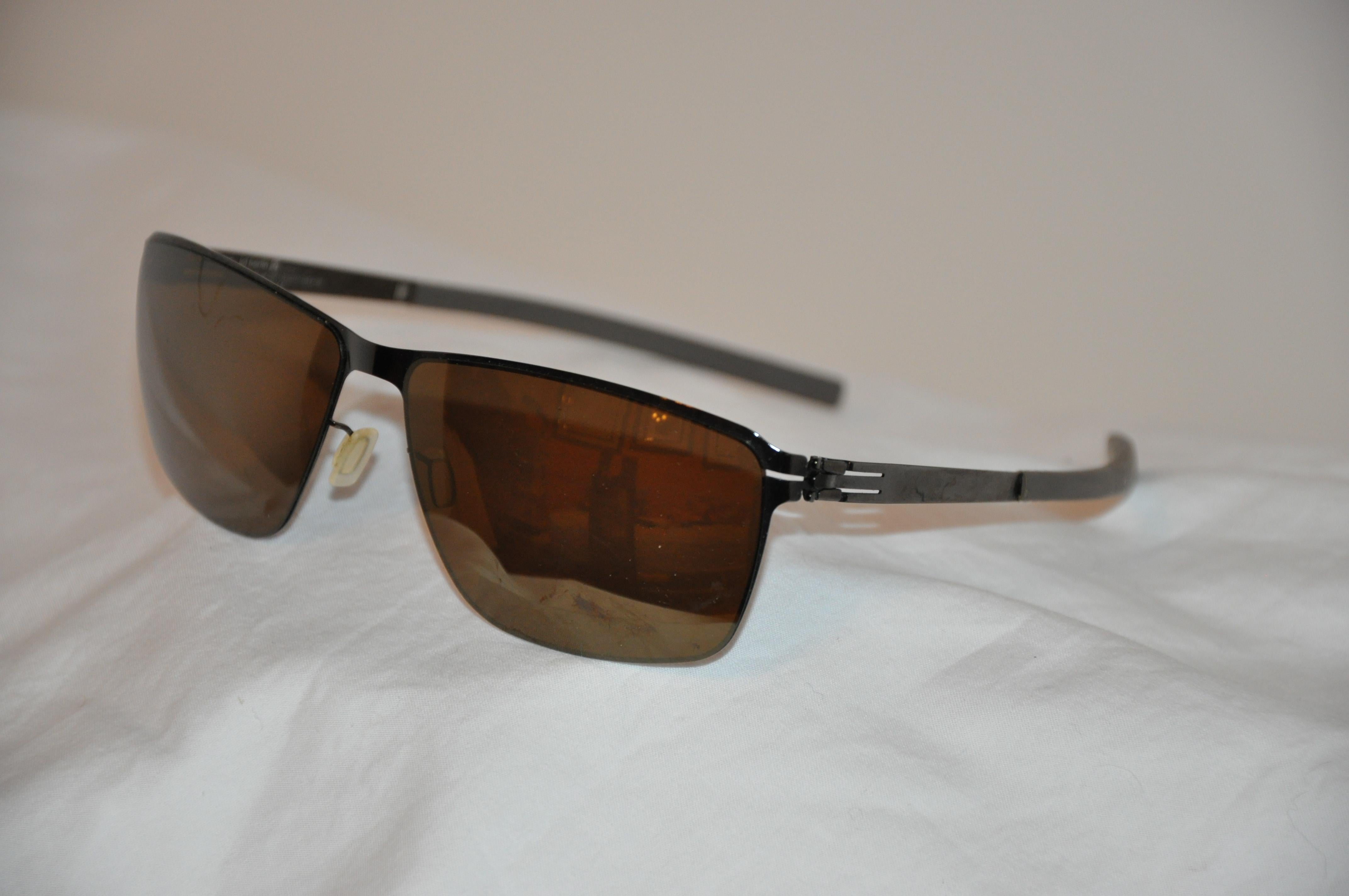 Ic! Berlin Signature Lightweight Titanium Black with Steel-Gray Rubber Sunglass For Sale 1