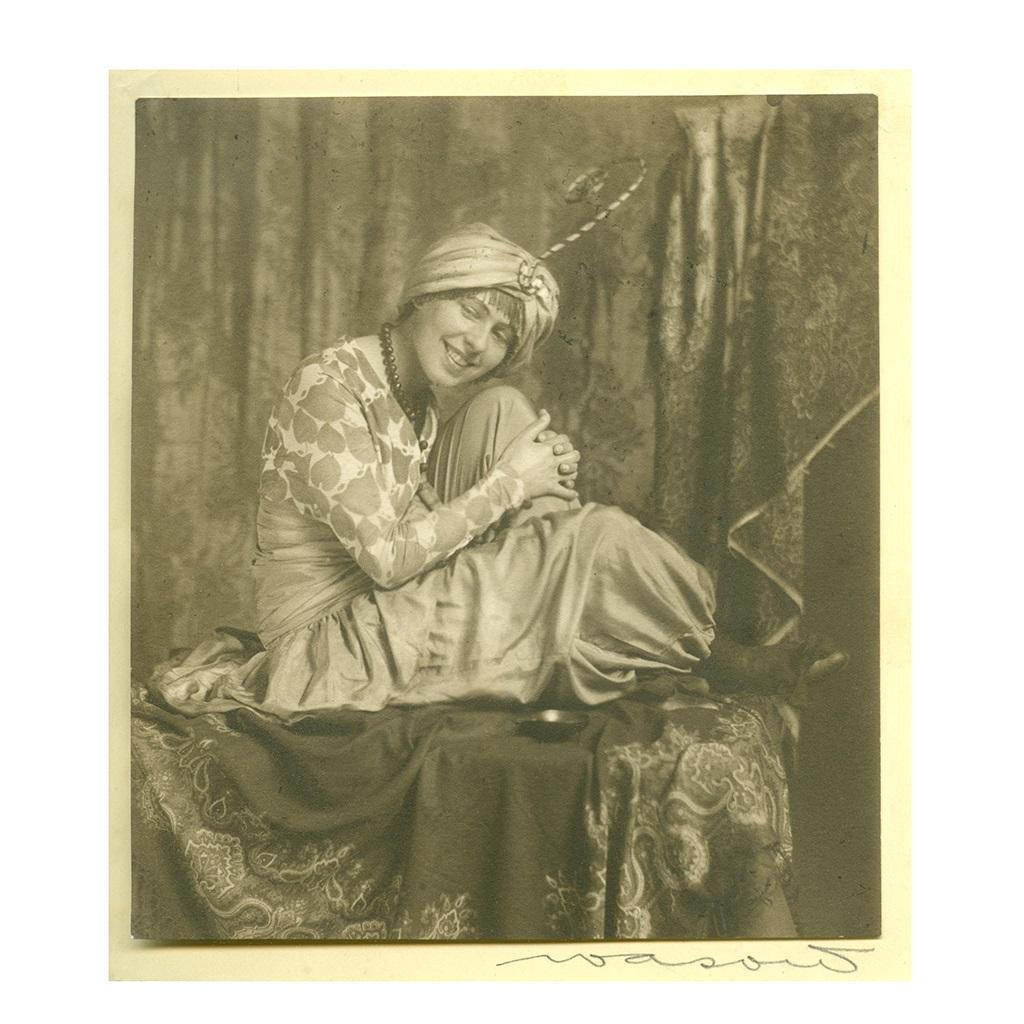 Tedesco Dada Designs, Sophie Taeuber-Arp, Marionetta DADA del 1918, 