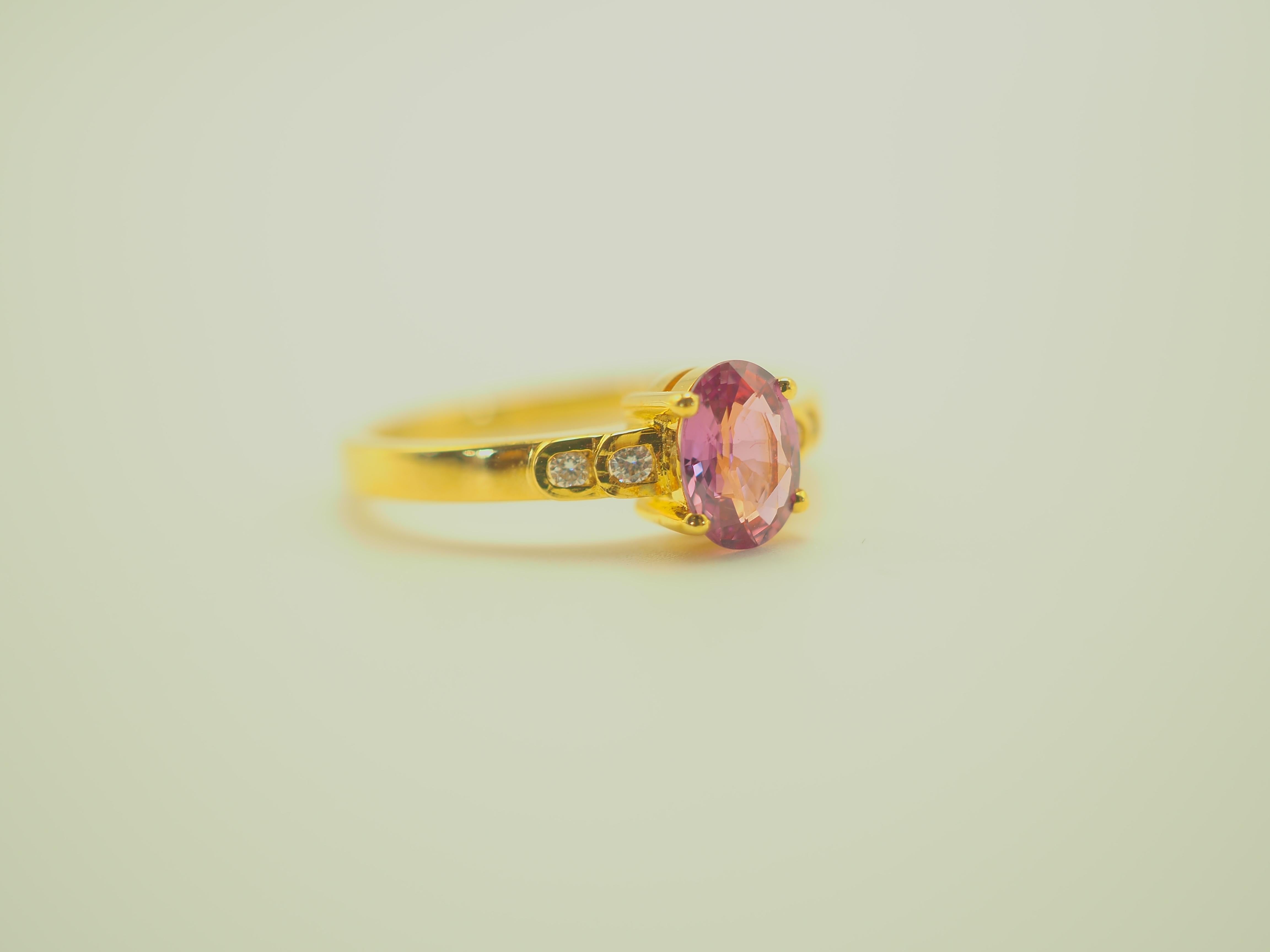 Women's ICA 18K Gold 0.84ct Pink Sapphire & 0.06ct Diamond Fine Engagement Ring
