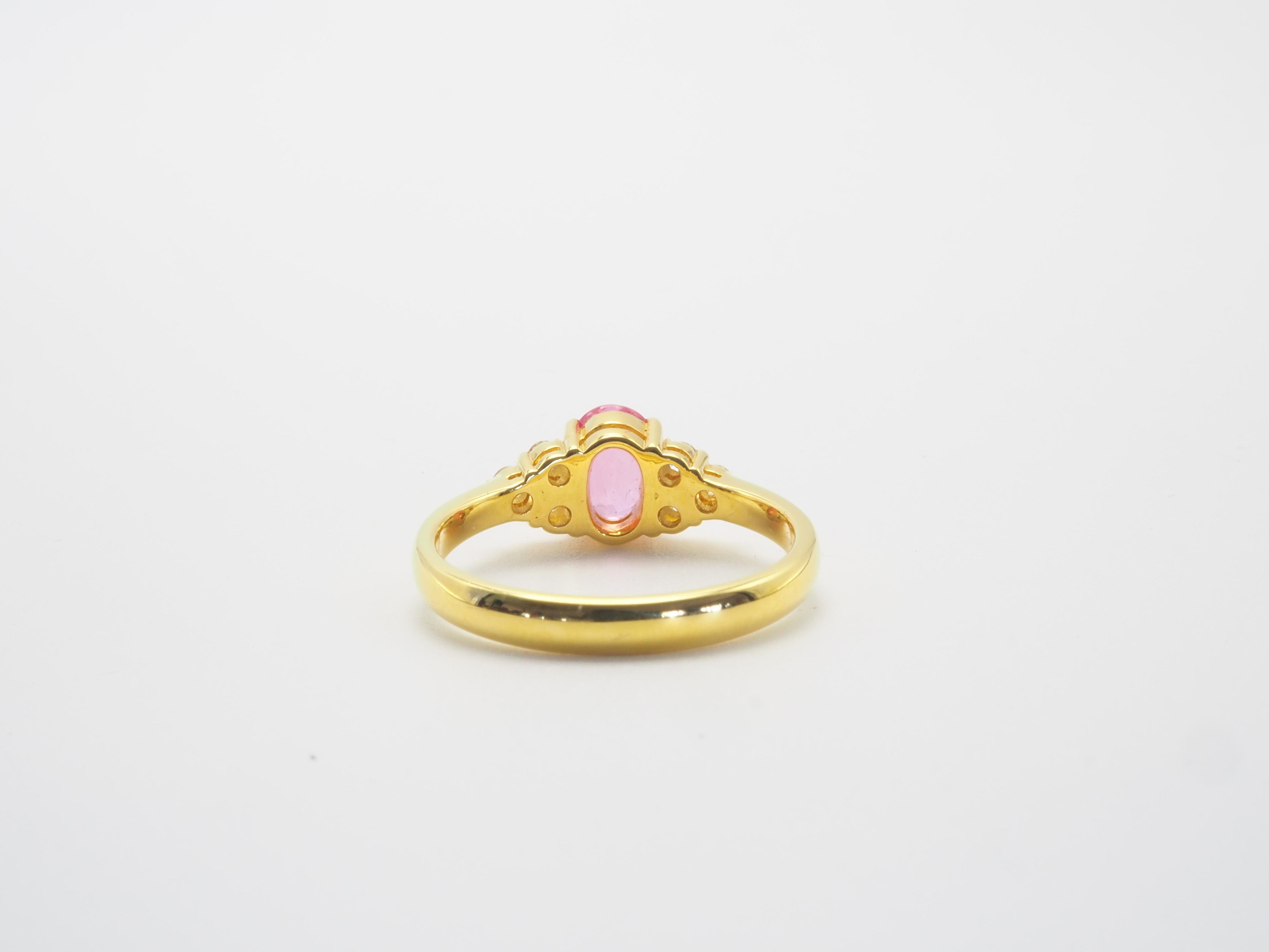 ICA 18K Gold 0.97ct Pink Sapphire & 0.14ct Diamond Fine Engagement Ring In New Condition In เกาะสมุย, TH