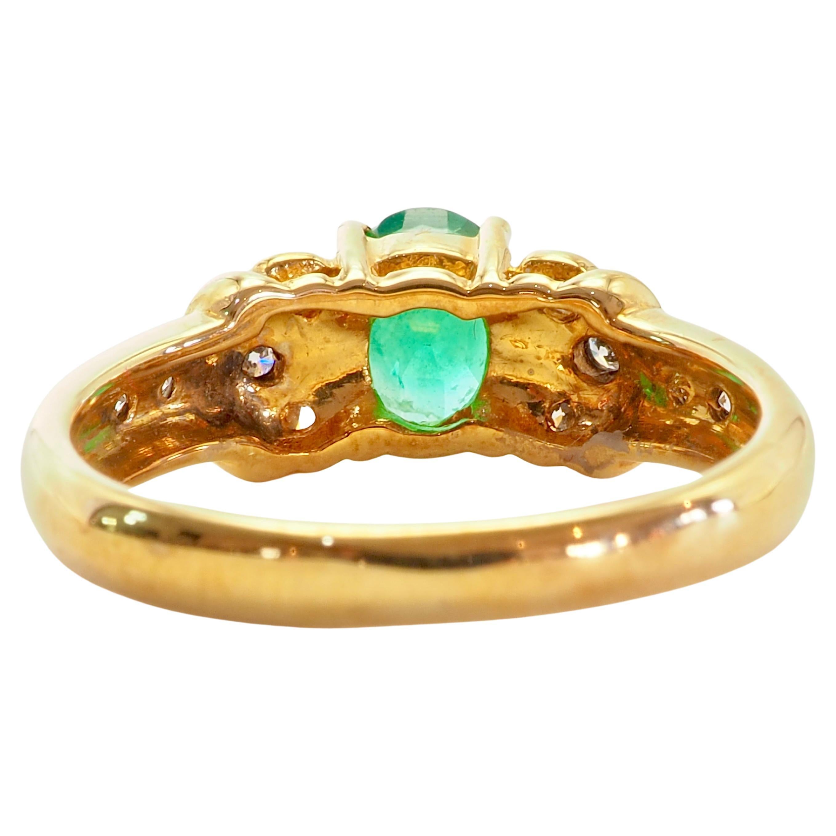 Oval Cut ICA 18K Gold 0.86ct F1 Emerald & 0.20ct Brilliant Diamond Fine Ring For Sale