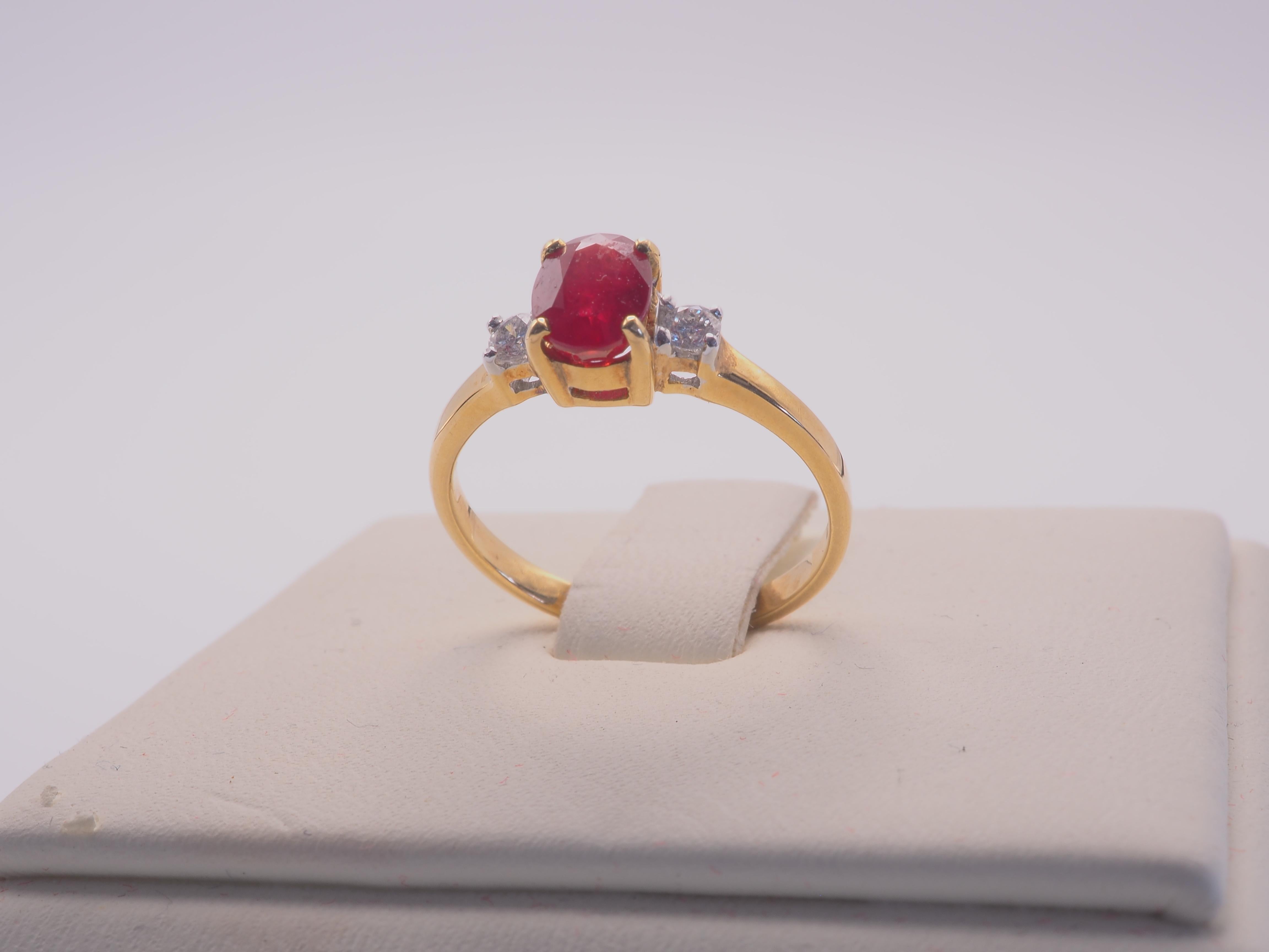 ICA 18K Gold 1.11ct Ruby & 0.14ct Diamond Engagement Ring For Sale 1