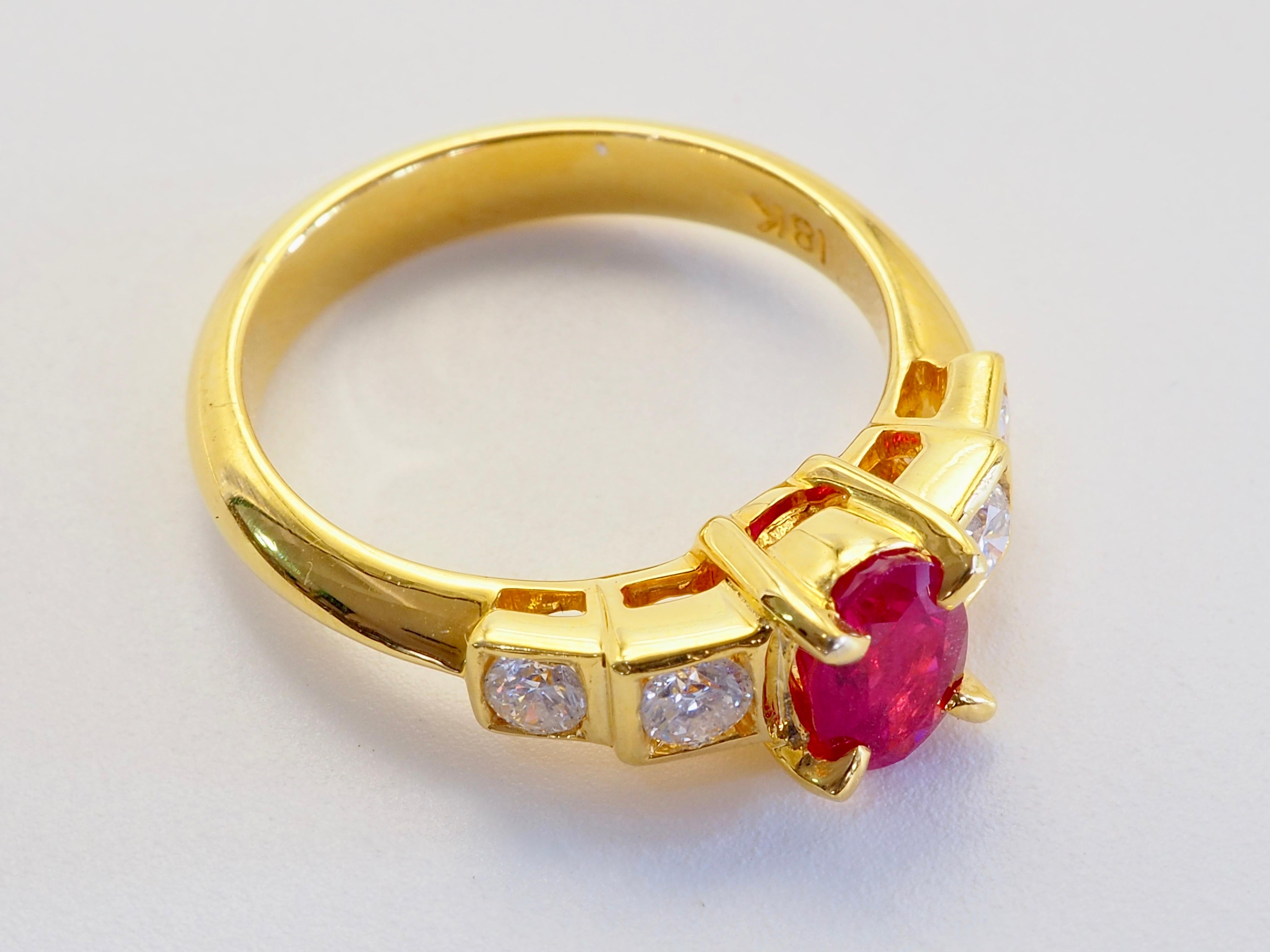 Donna Anello ICA in oro 18K con rubino Myanmar ovale da 1,05ct e diamante Brilliante da 0,38ct in vendita