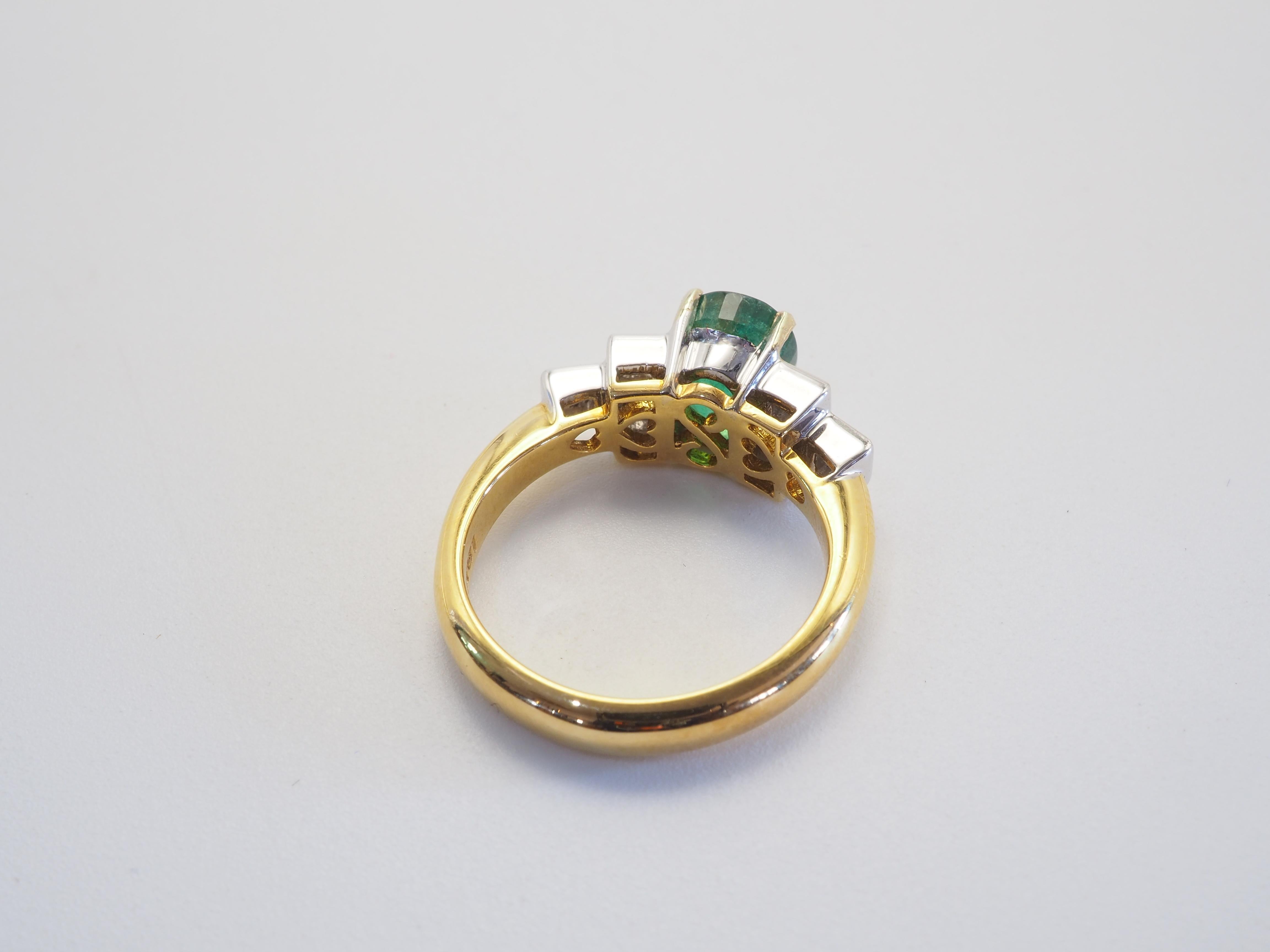 Women's or Men's ICA 18K Gold Oval 1.62ct F1 Emerald & 0.30ct Brilliant Diamond Fine Ring For Sale