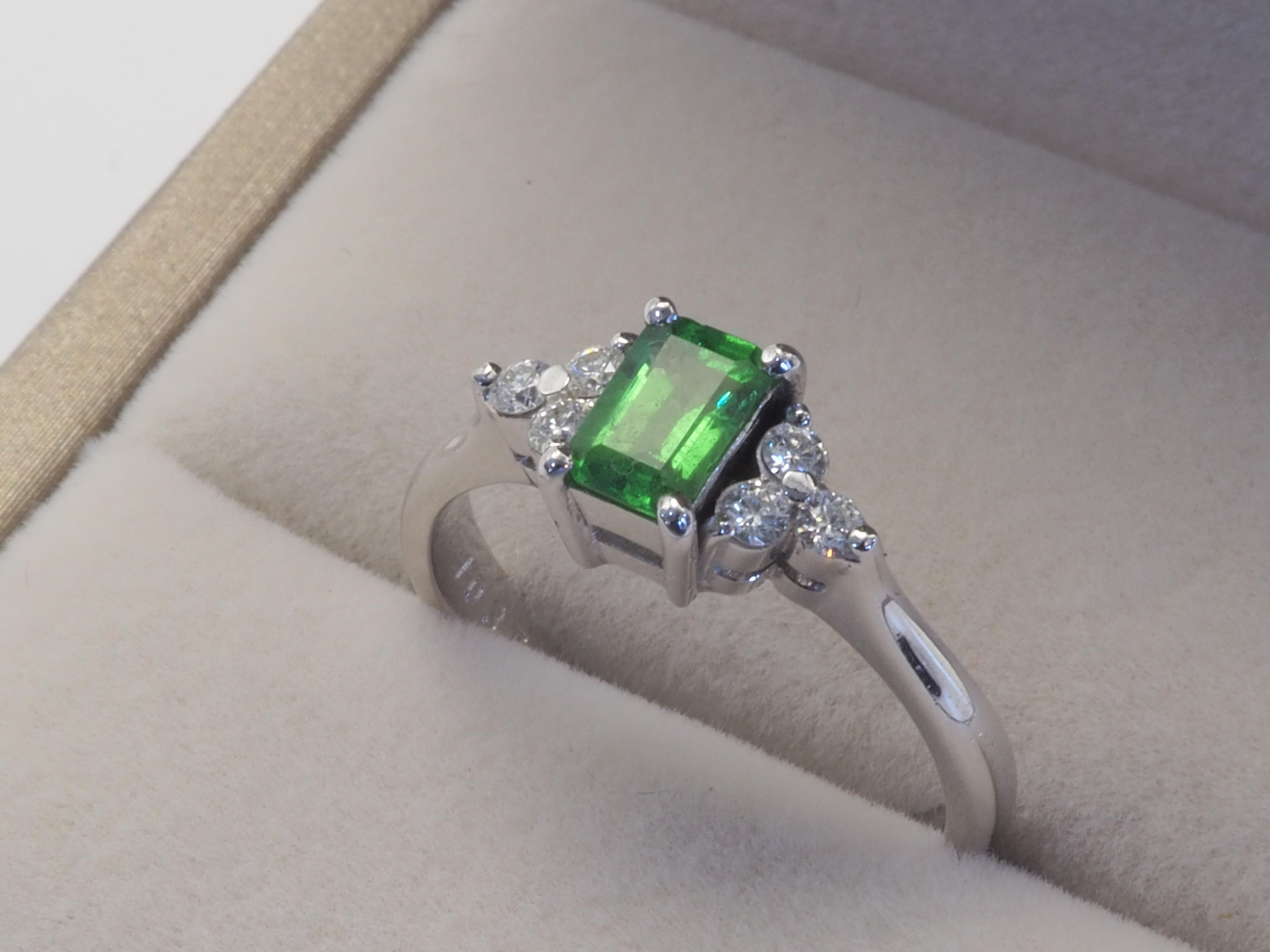 Women's ICA 18K White Gold 0.43ct Octagon Vivid Green Tsavorite & 0.15ct Diamond Ring For Sale