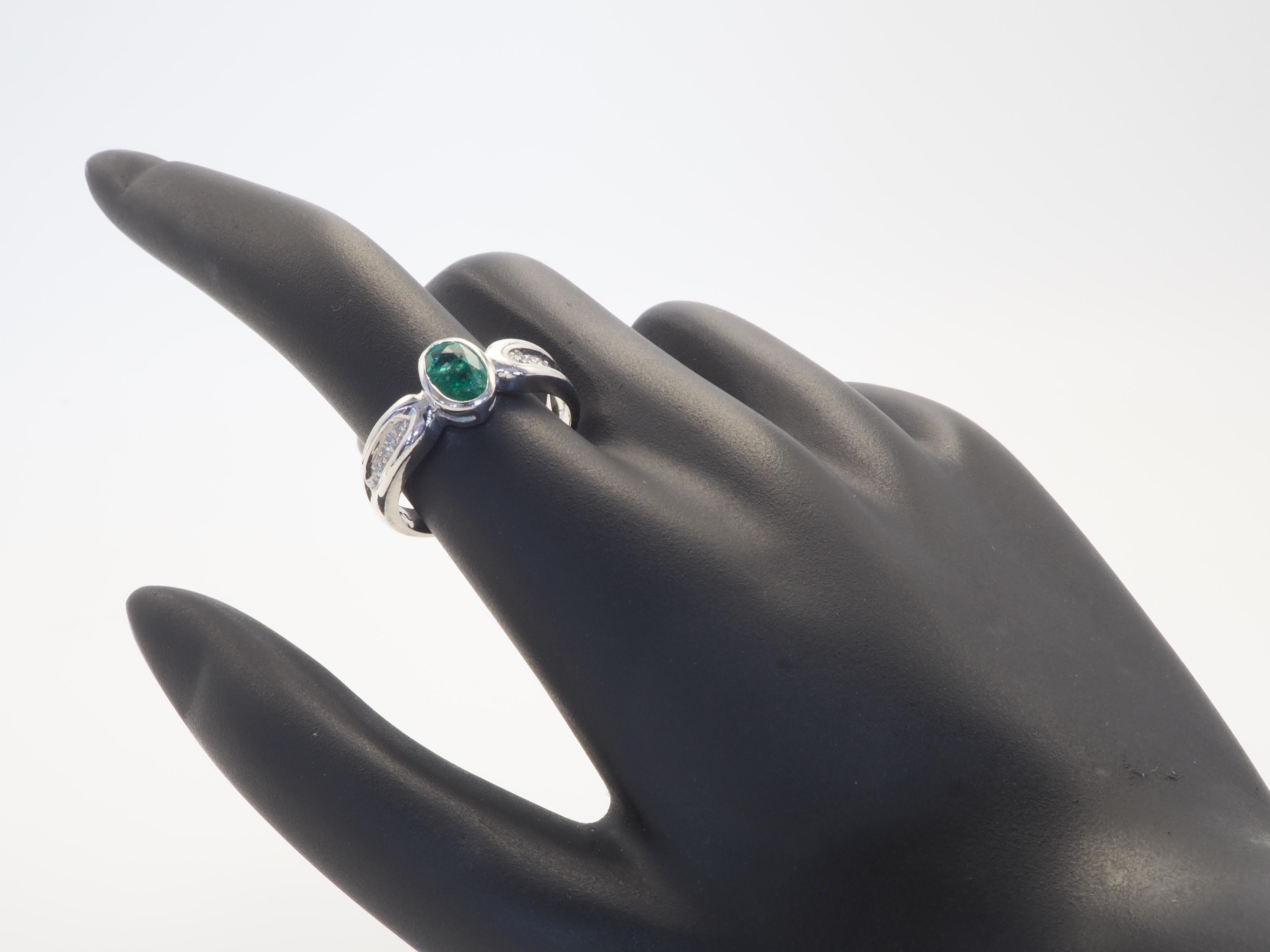 Oval Cut ICA 18k White Gold 0.74ct (F2) Emerald & 0.09ct Diamond Engagement Ring For Sale