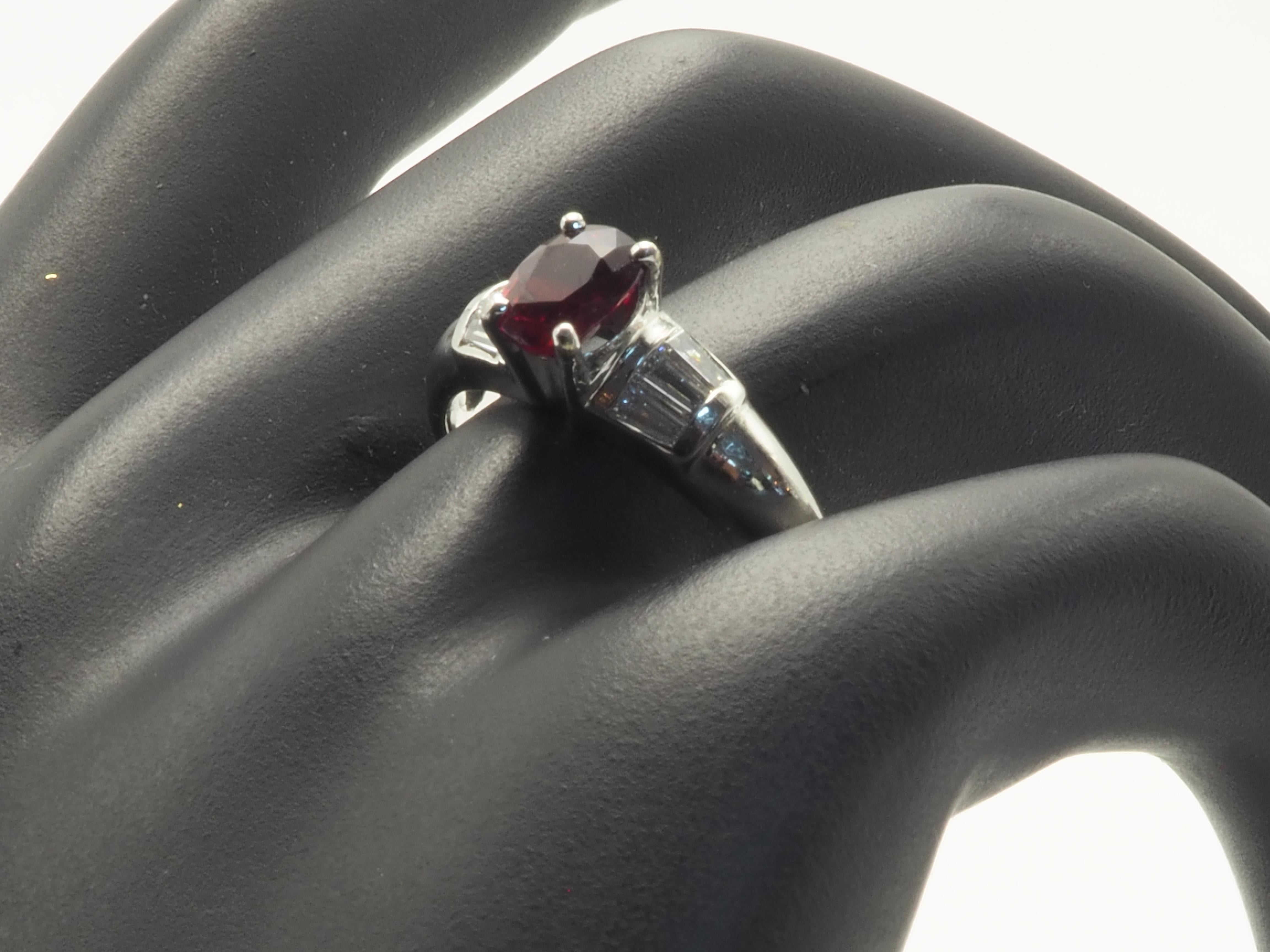 ICA 18K White Gold 0.98ct Vivid Red Ruby & 0.30ct Diamond Fine Ring For Sale 3