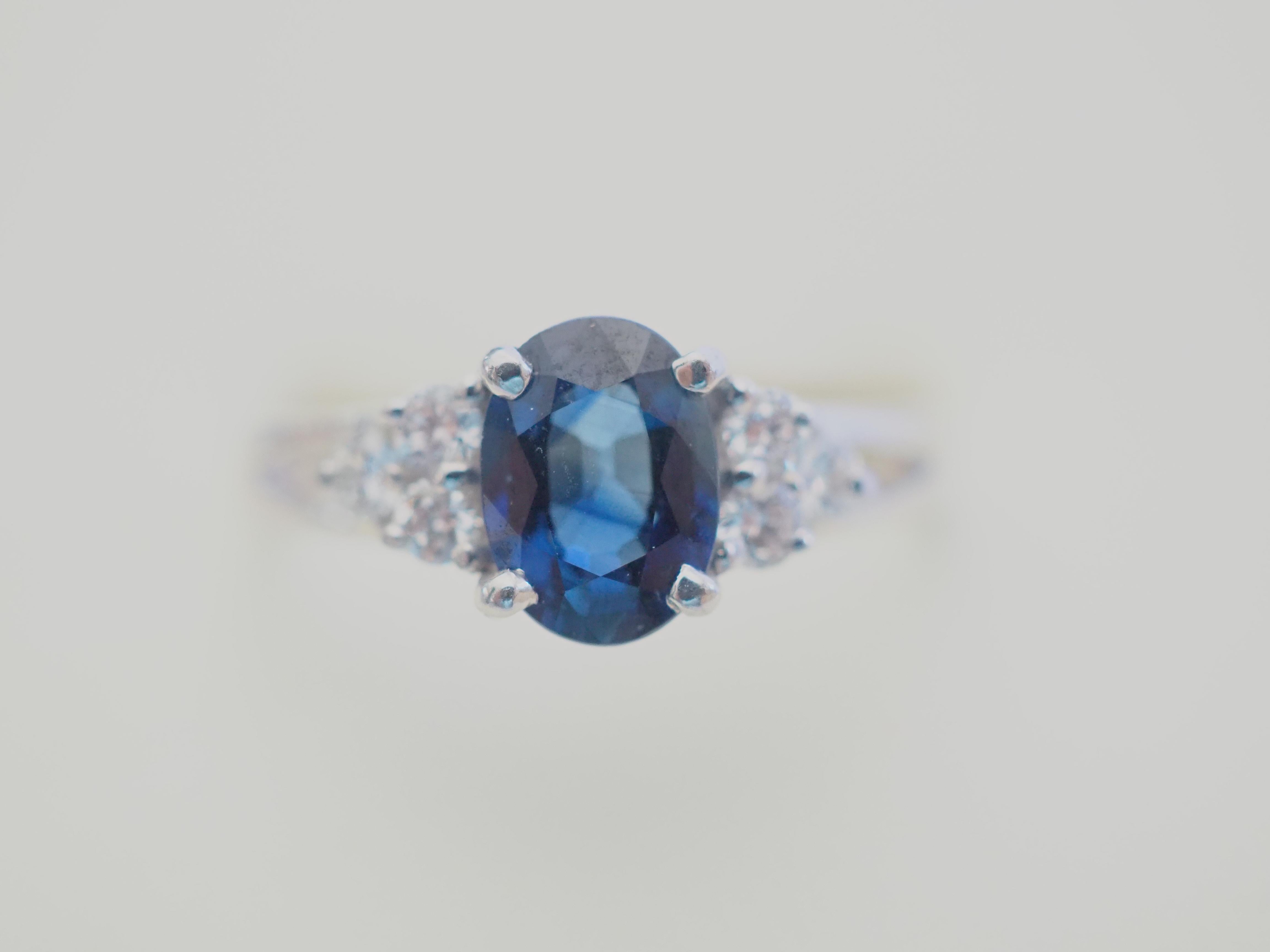 ICA 18K White Gold 1.10ct Blue Sapphire & 0.20ct Diamond Ring For Sale 3