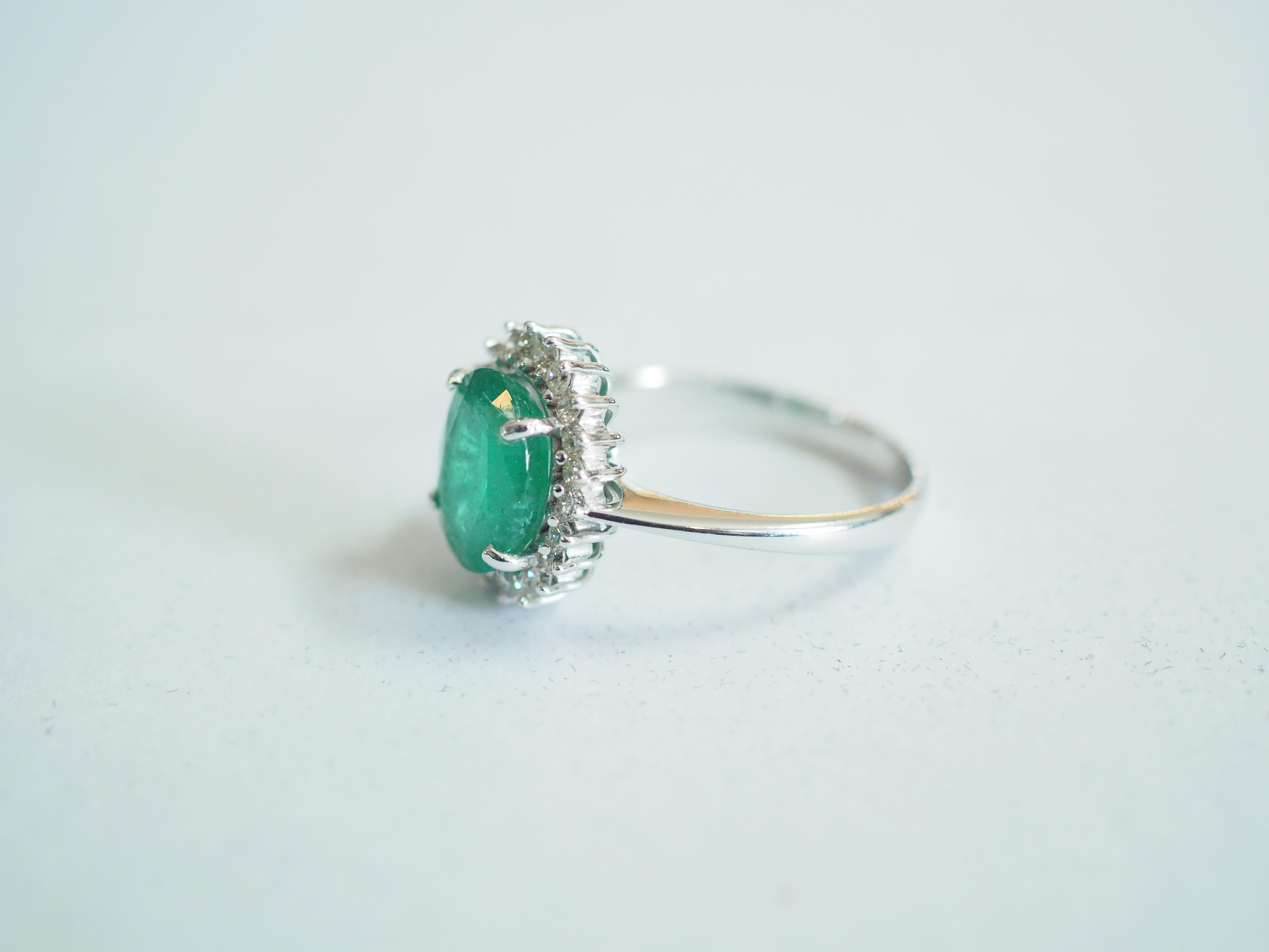 Oval Cut No Reserve- ICA 2.36ct F1 Emerald & 0.40ct Diamond 18k White Gold Cocktail Ring