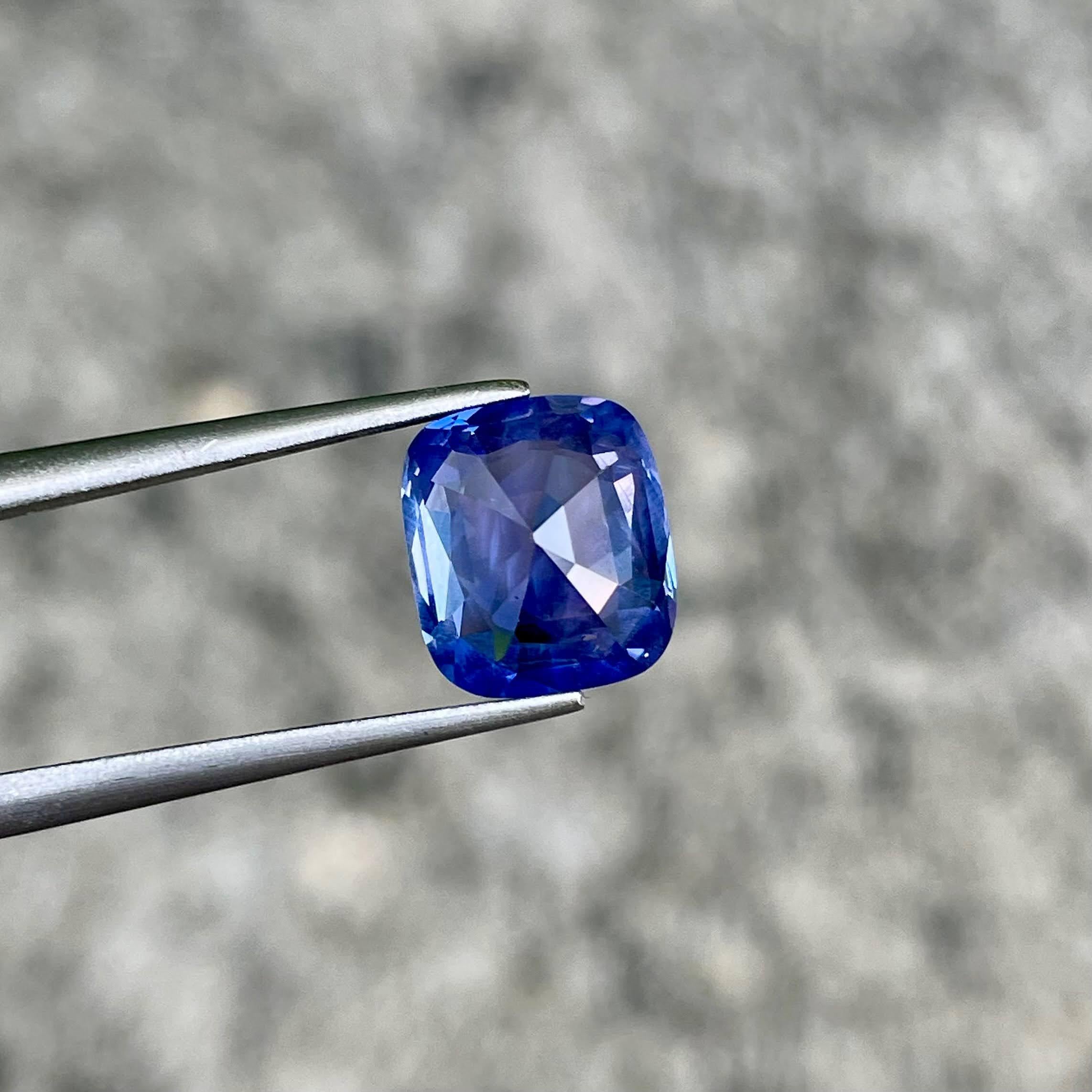 ICA Certified 4.03 Carat Color Change Loose Sapphire Cushion Cut Sri Lankan Gem en venta 2