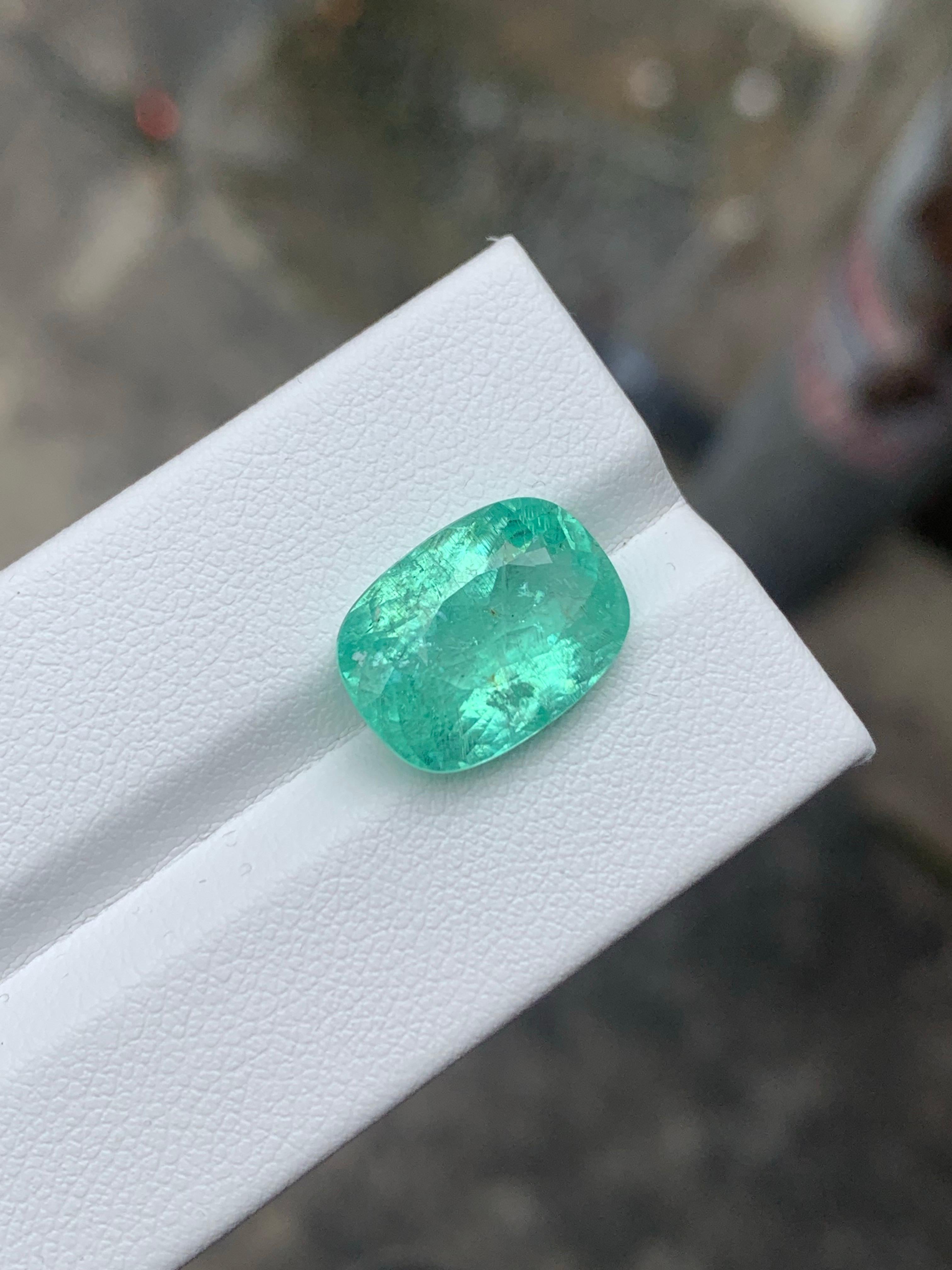ICA Certified 7.37 Carat Natural Loose Paraiba Tourmaline Cushion Shape Gemstone (pierre précieuse en forme de coussin) en vente 1