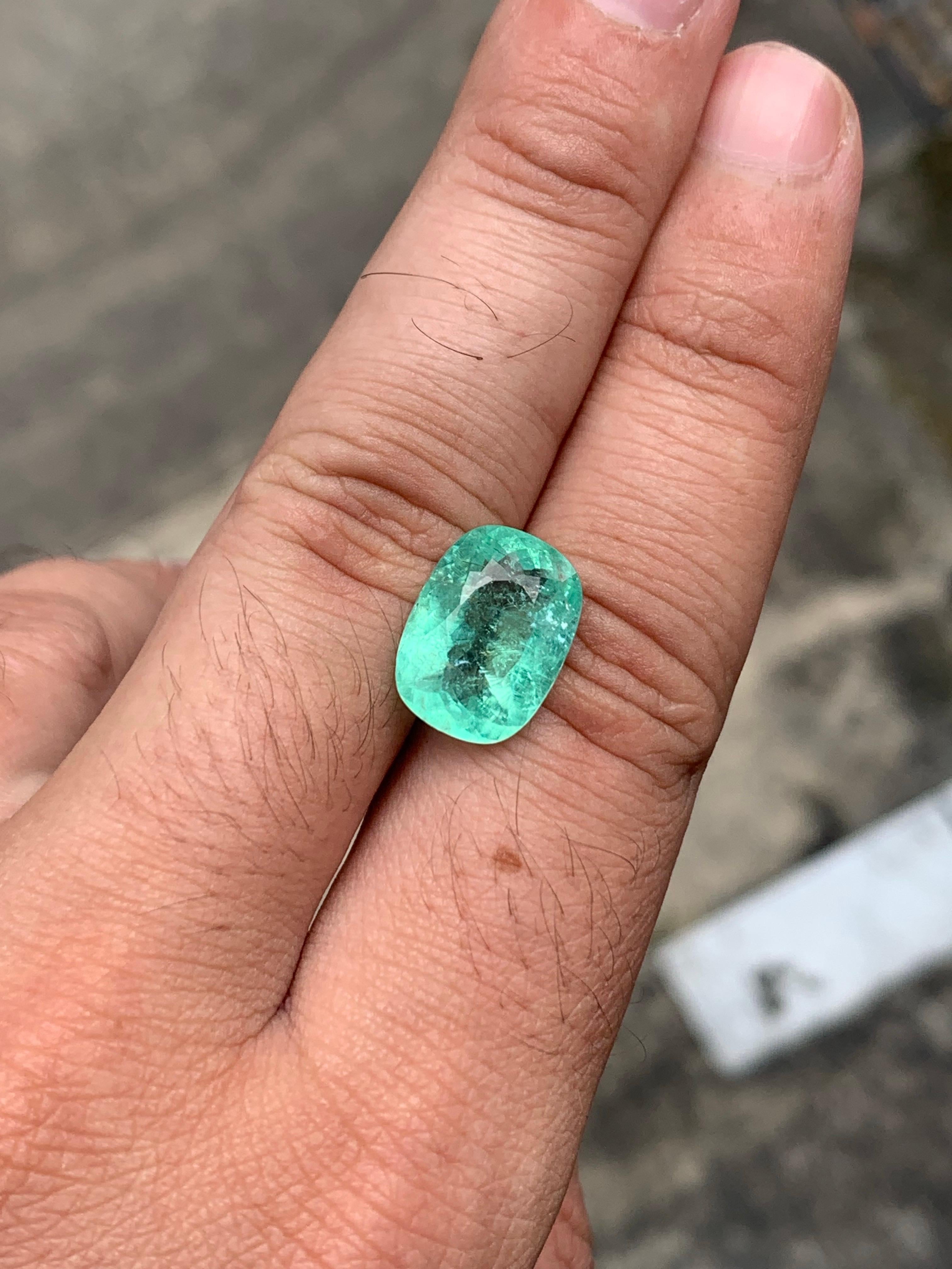 ICA Certified 7.37 Carat Natural Loose Paraiba Tourmaline Cushion Shape Gemstone (pierre précieuse en forme de coussin) en vente 2