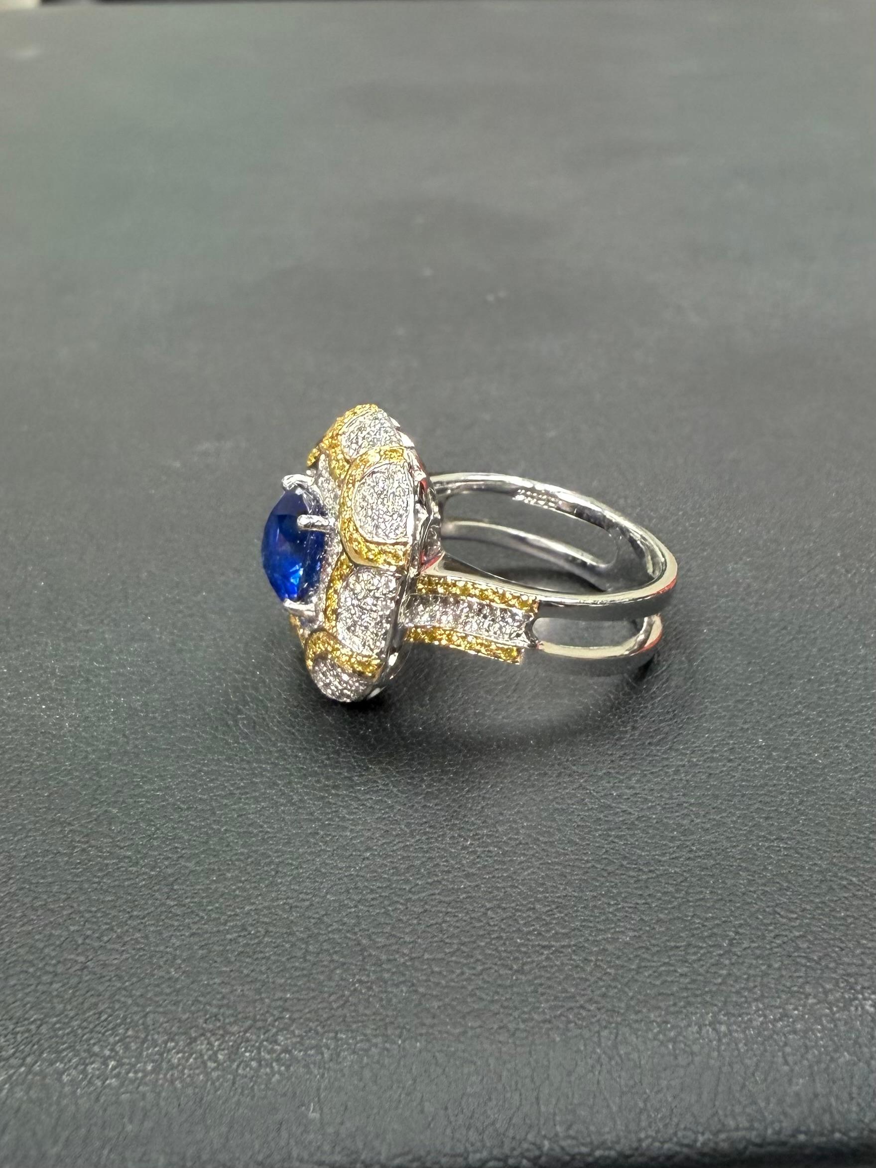 ICA-zertifizierter natürlicher Ceylon-Saphirring mit erhitztem Saphir, weiße und ausgefallene gelbe Diamanten im Angebot 4