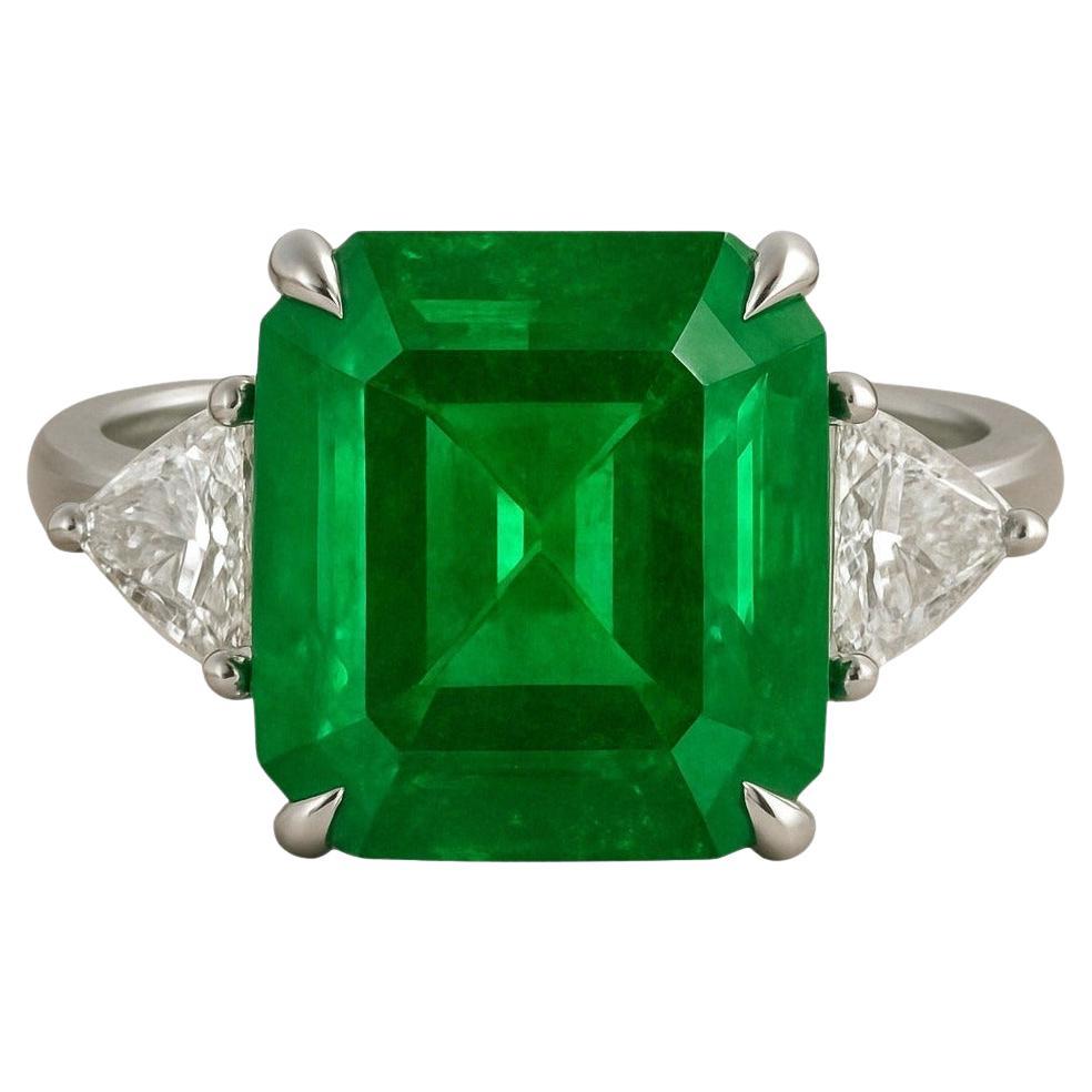 ICA Gemstone Certified 5.49 Carat Insignificant Oil Green Emerald Cocktail Ring