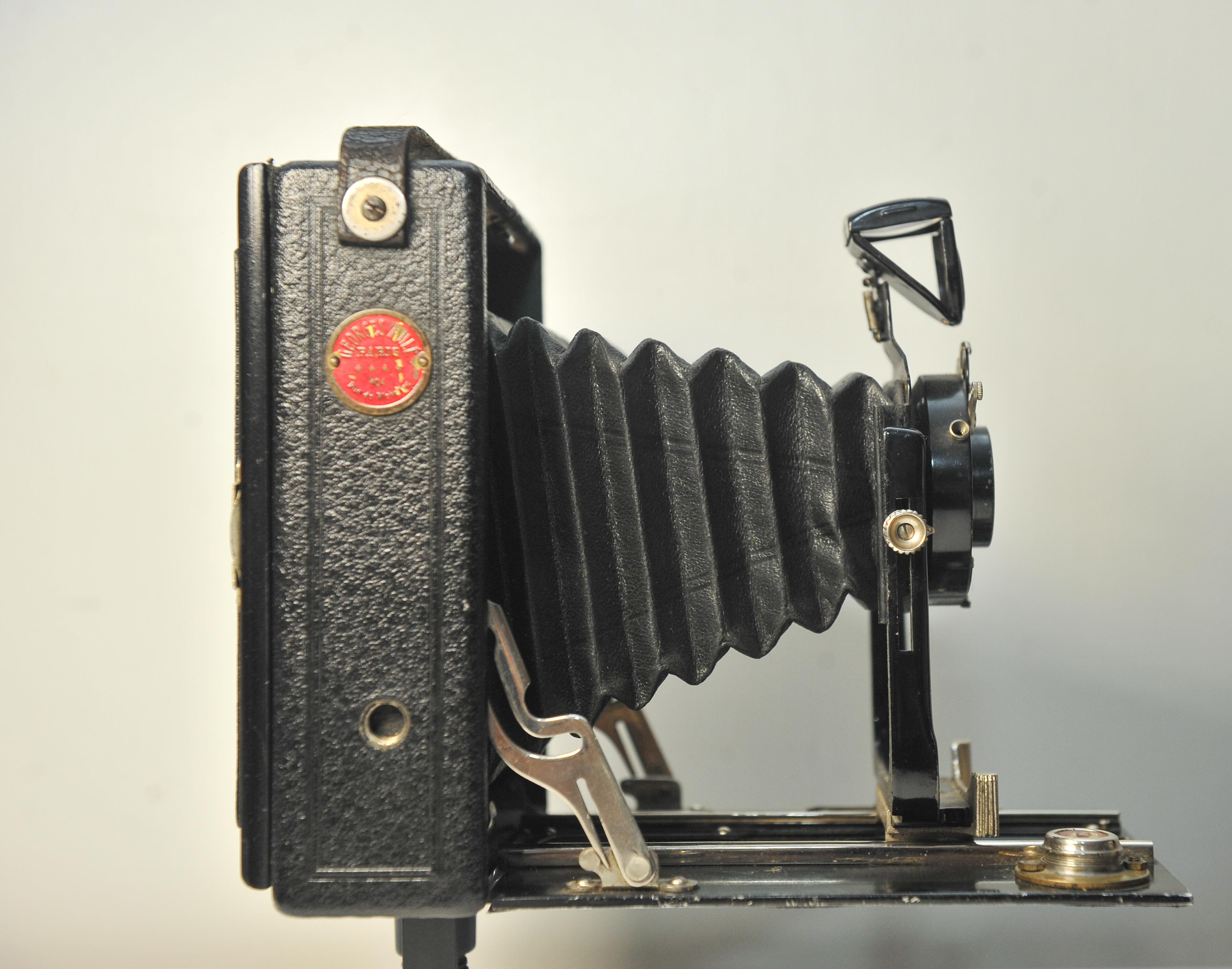 XX secolo Telecamera ICA Volta 125 Foldes per piastre 9x12cm Con Ica Periskop in vendita
