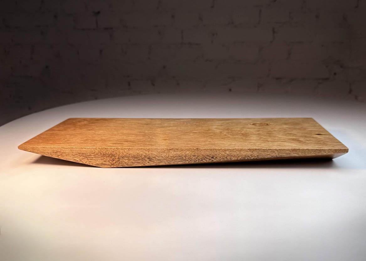 Organic Modern Icapuí Tray Table in Solid Wood For Sale