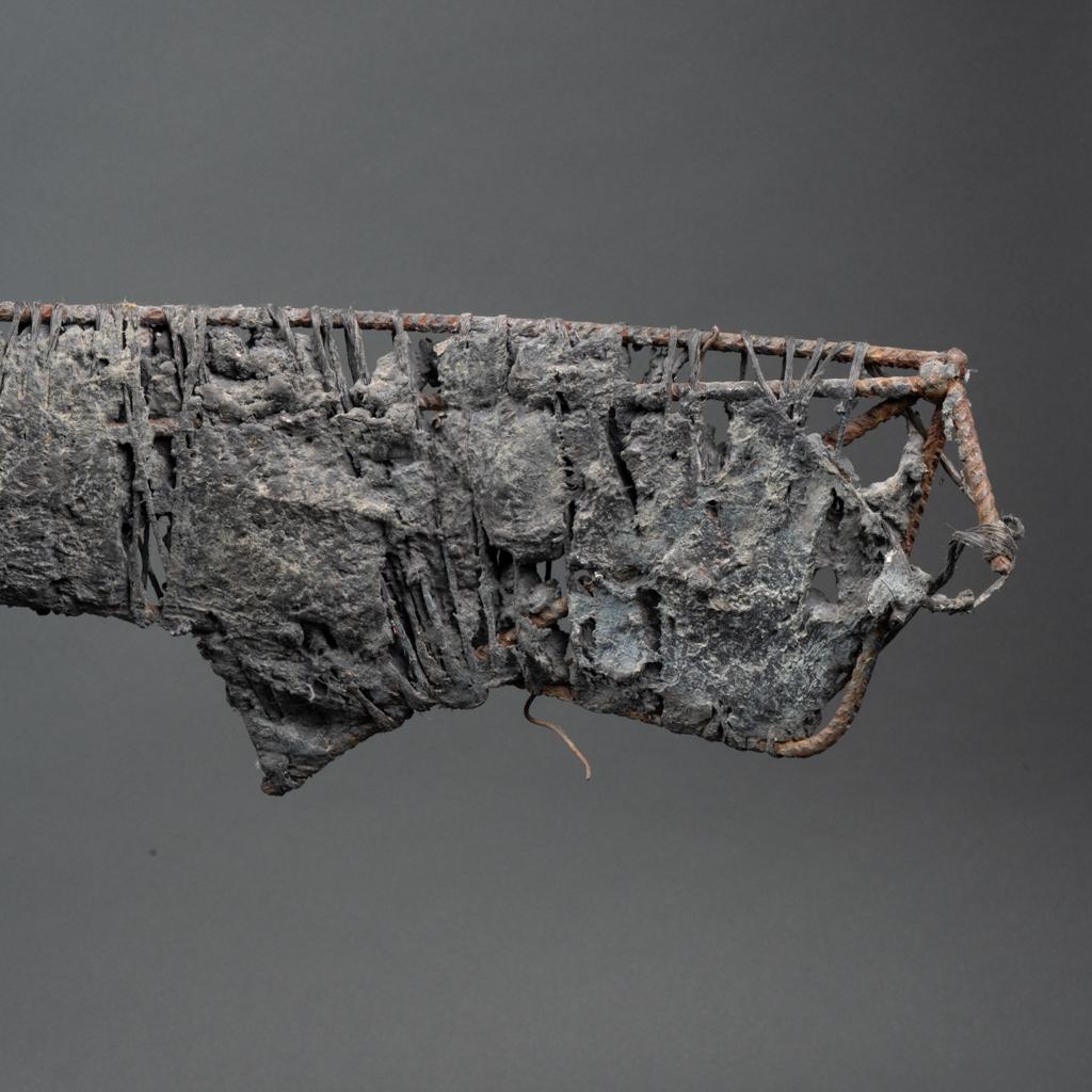 Icarus: Gips- und Eisenskulptur im Geschmack von Germaine RIchier – ca. 1980 (Moderne) im Angebot