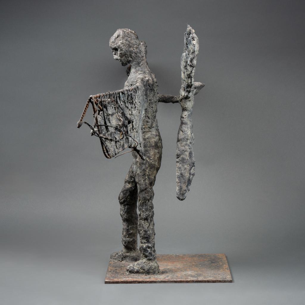 Icarus: Gips- und Eisenskulptur im Geschmack von Germaine RIchier – ca. 1980 (Patiniert) im Angebot