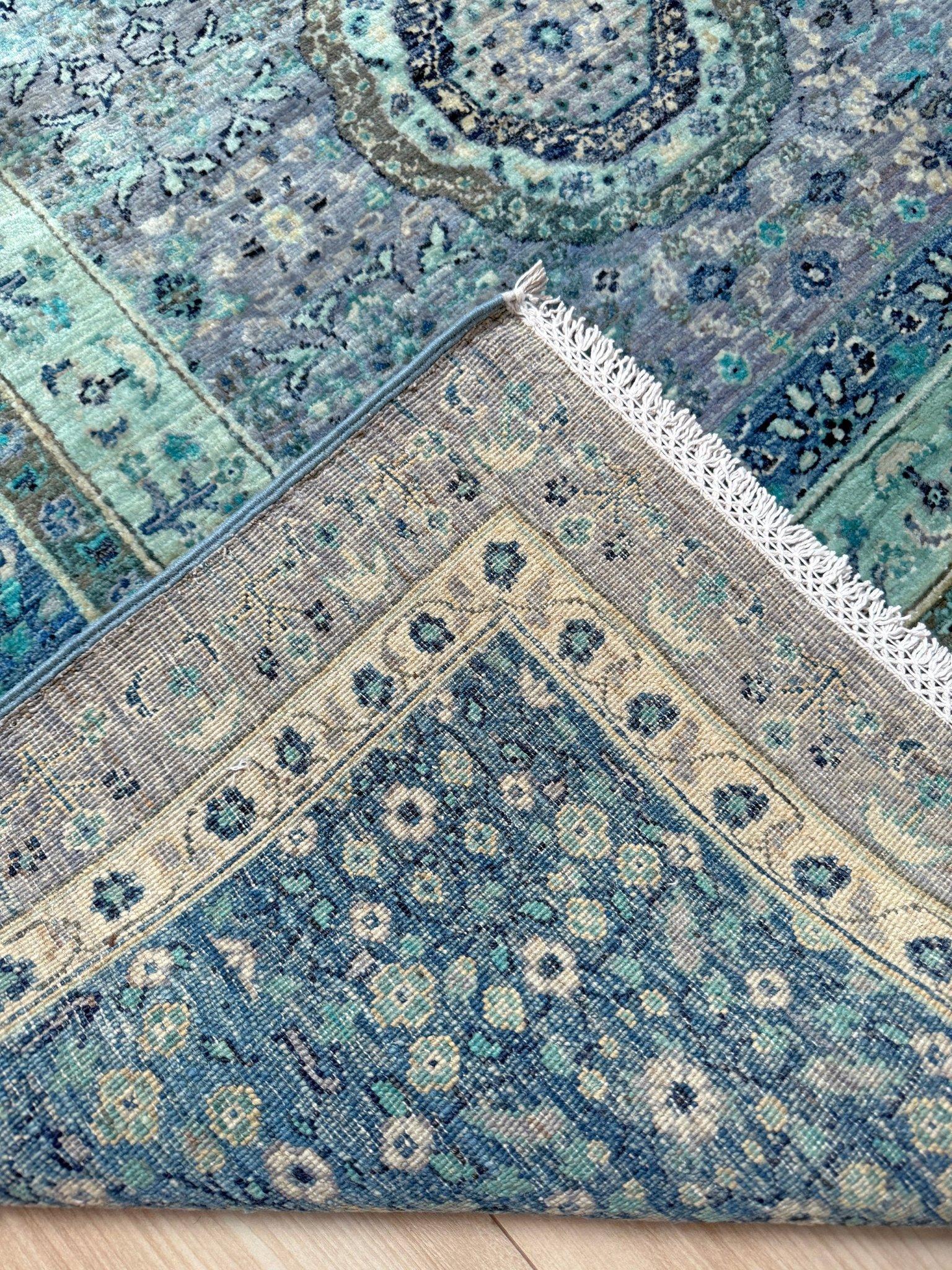 Turco Ice Blue Fine Mamluk Transitional Rug • Hand-Knotted Wool • 9′×12′3″ • Turkey in vendita