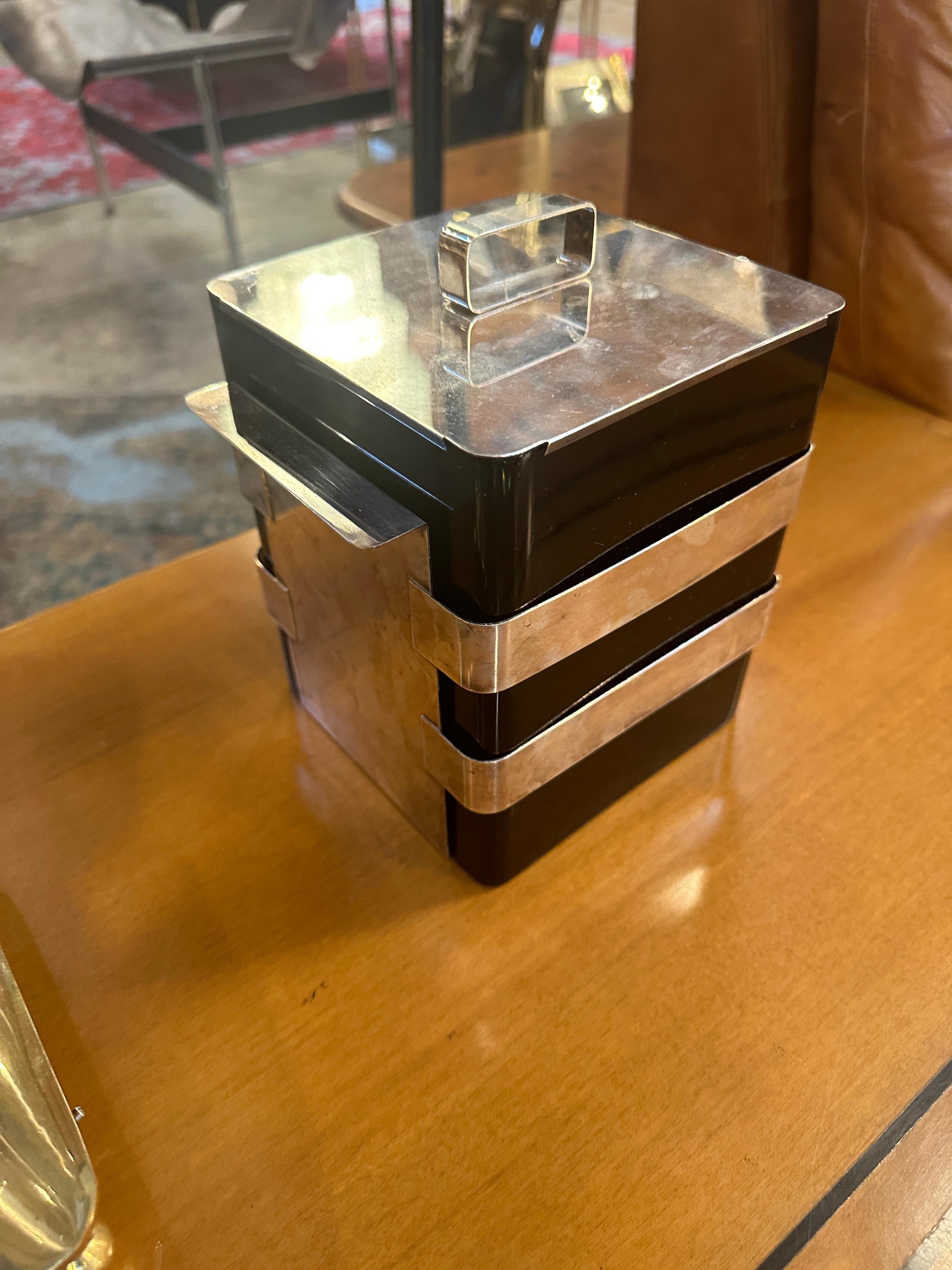 Ice Box by Bruno Munari In Good Condition For Sale In Los Angeles, CA