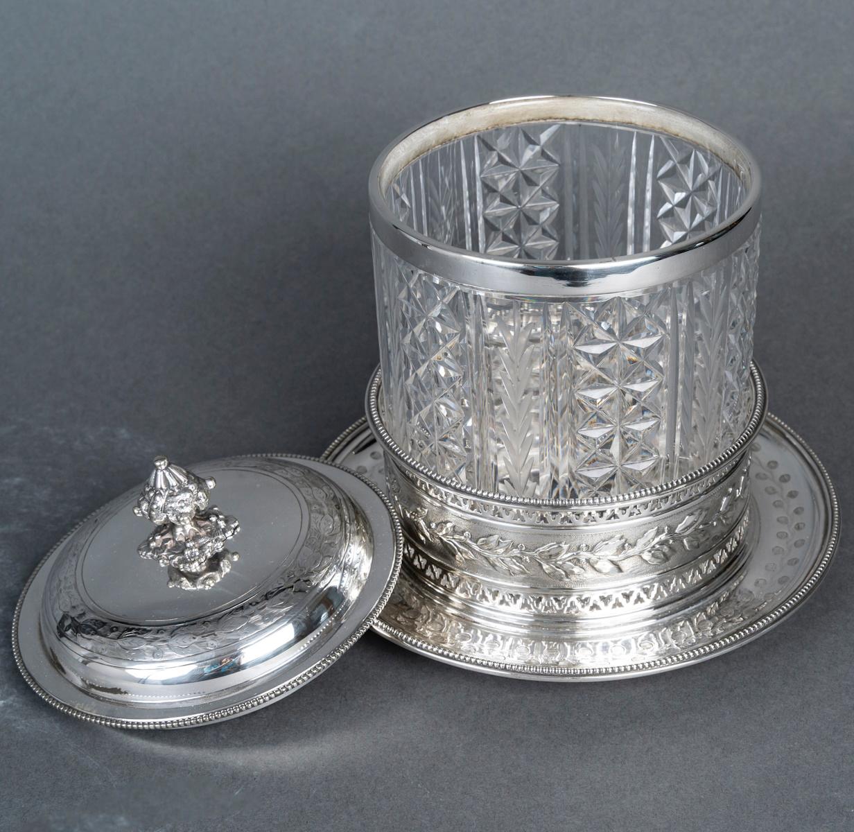 Seau à glace, glacière, Début du 20e siècle, Style Napoléon III. Bon état - En vente à Saint-Ouen, FR