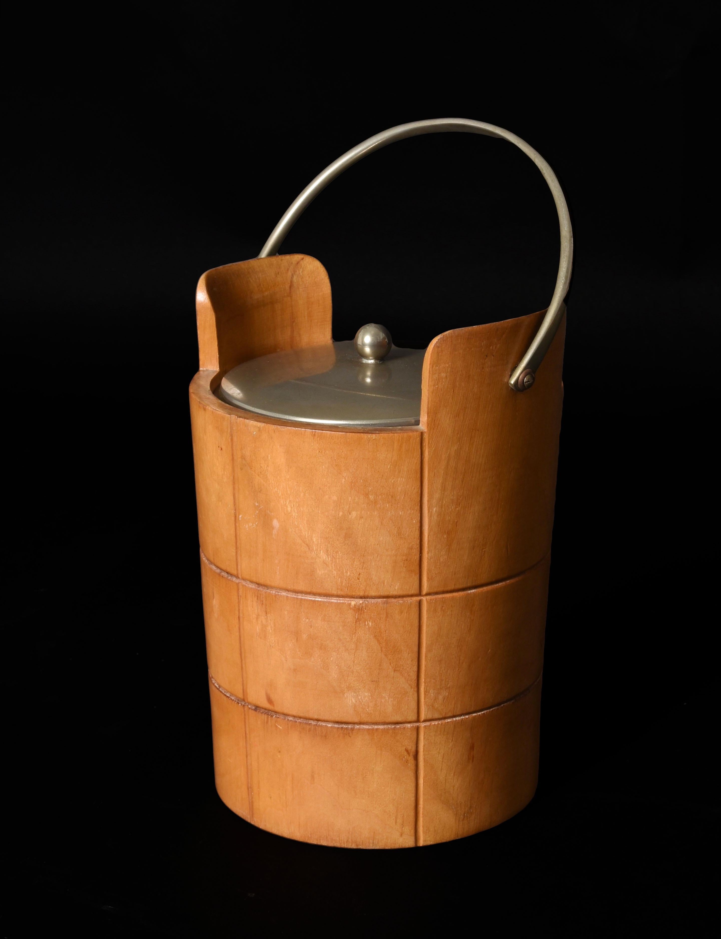 Italian Ice Bucket for Macabo in Carved Wood and Metal, Italy 1950s by Aldo Tura