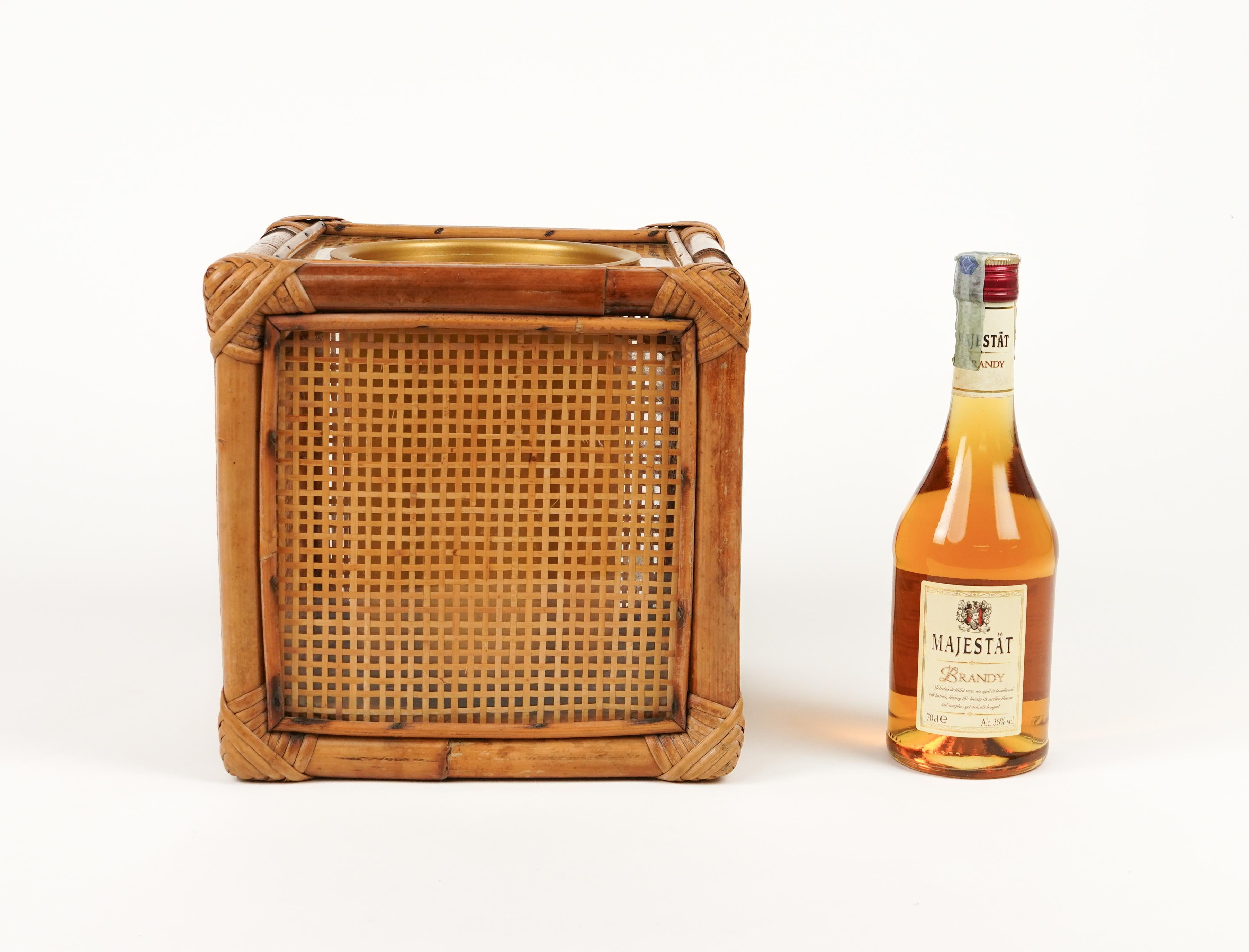 Ice Bucket in Bamboo, Rattan and Lucite Christian Dior Style, Italy 1970s For Sale 2