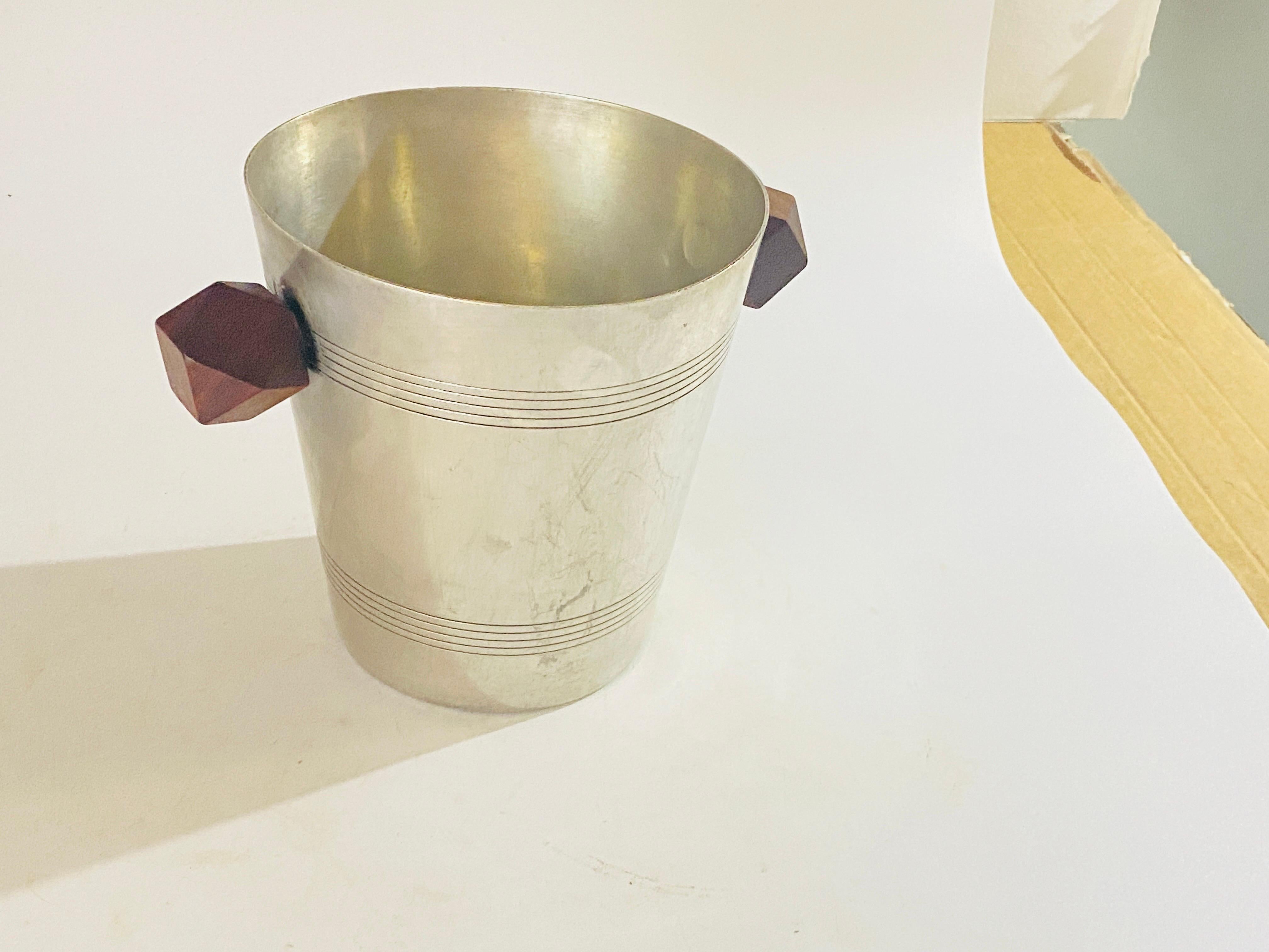 Mid-20th Century Ice Bucket in Sylver Metal, France 1930 Sylvered Color with Wood Handles For Sale