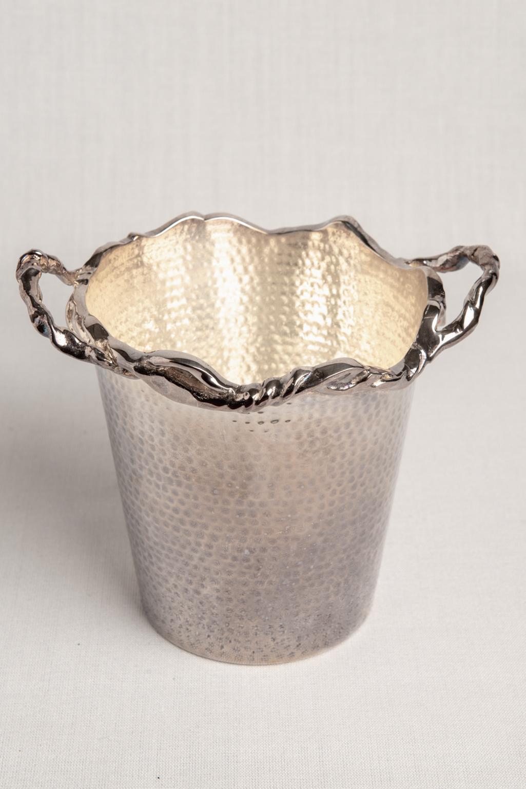 Beautiful ice bucket from the famous artisti Michael Aram - an idea for Christmas gift -
O/5921.
