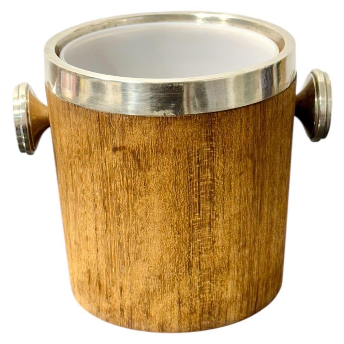 Ice Bucket with French Solid Silver mounts and an Opaline Glass Liner en venta