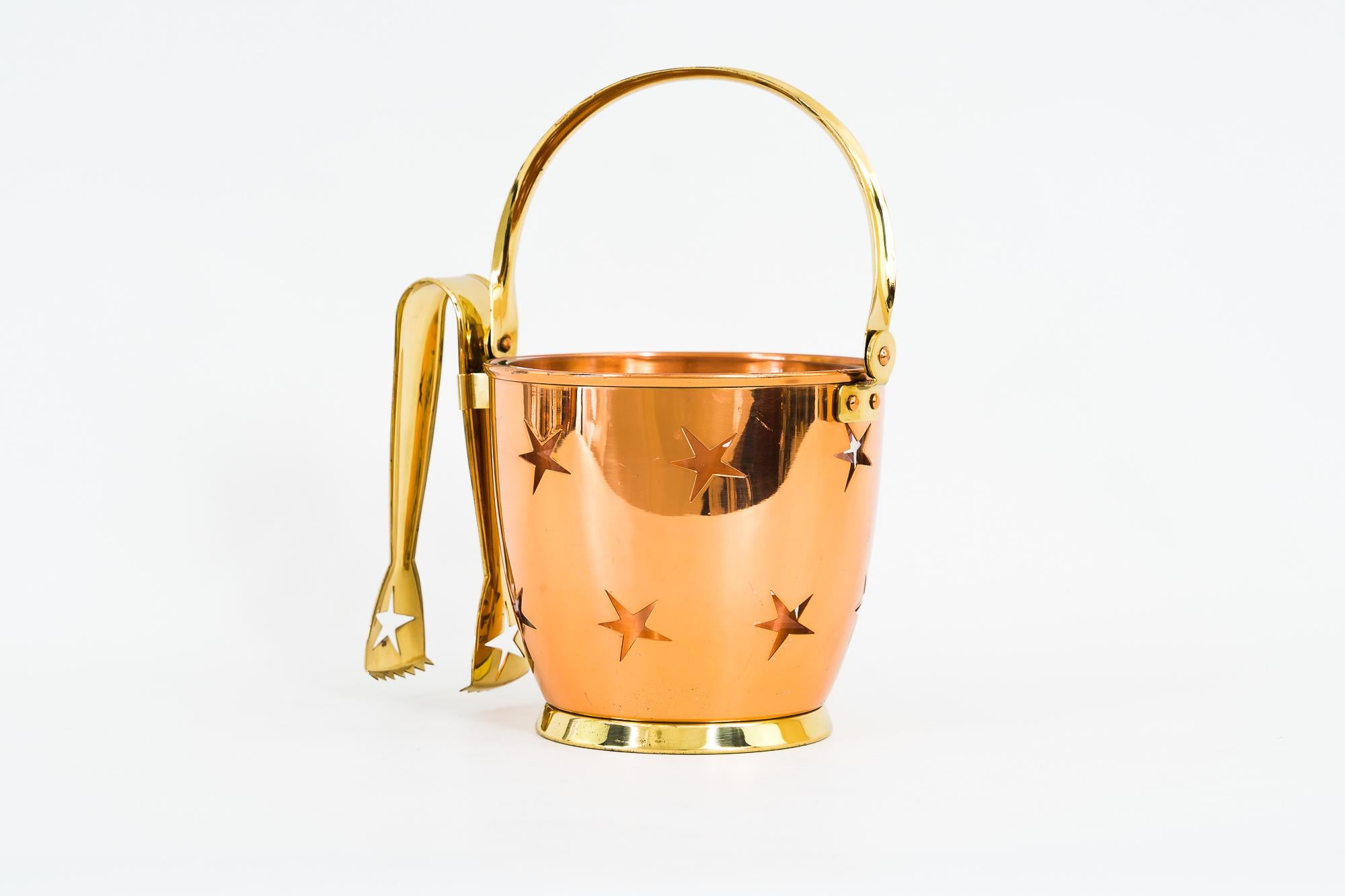 Ice Bucket with Ice Tong in Copper and Brass and a Glass Cup Inside Around 1950s For Sale 4
