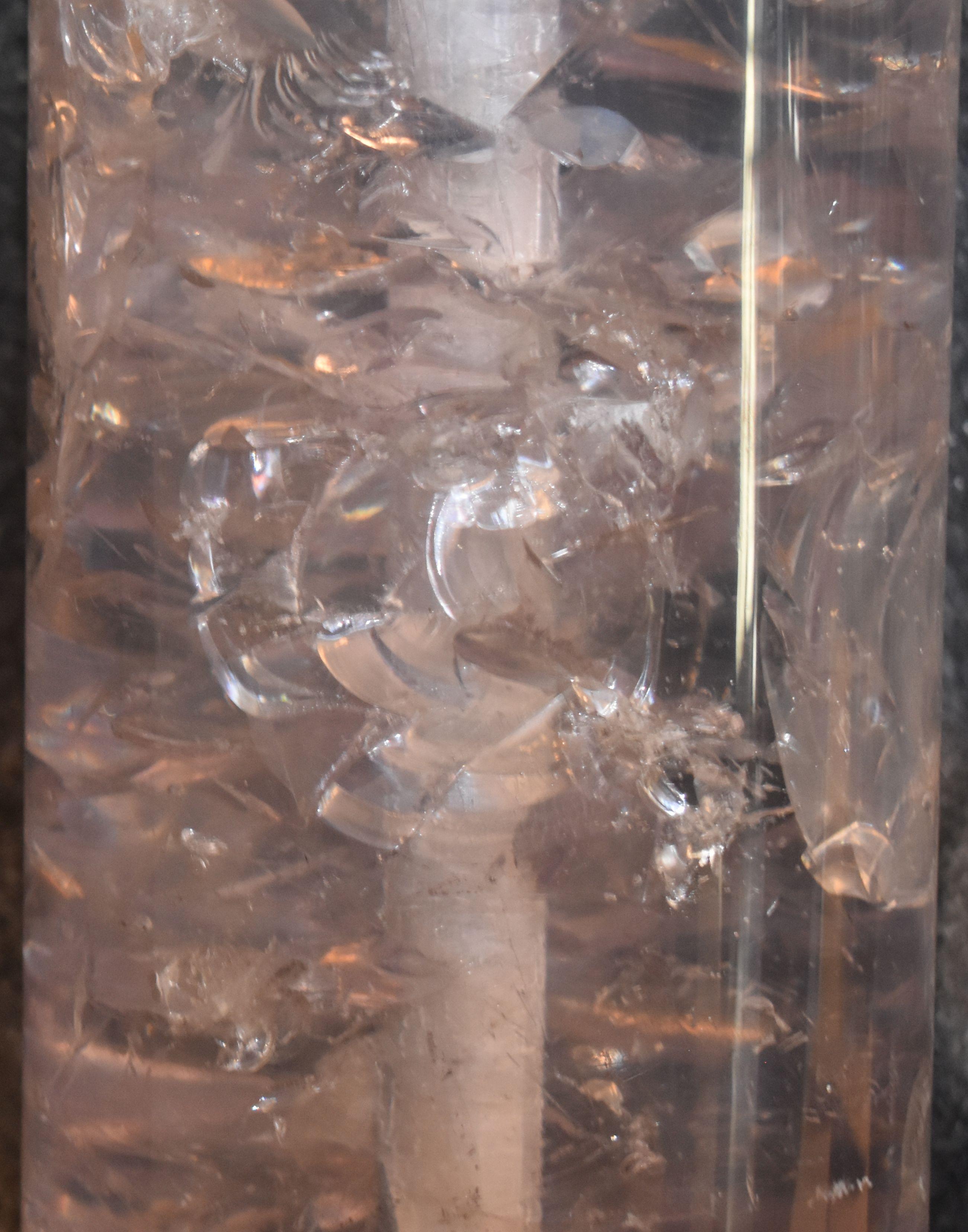XXIe siècle et contemporain Lampe de bureau en résine craquelée de glace avec abat-jour en laiton en vente