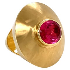 Georg Spreng - Ice Cream Cone Ring 18K Yellow Gold Oval Natural Pink Rubelite